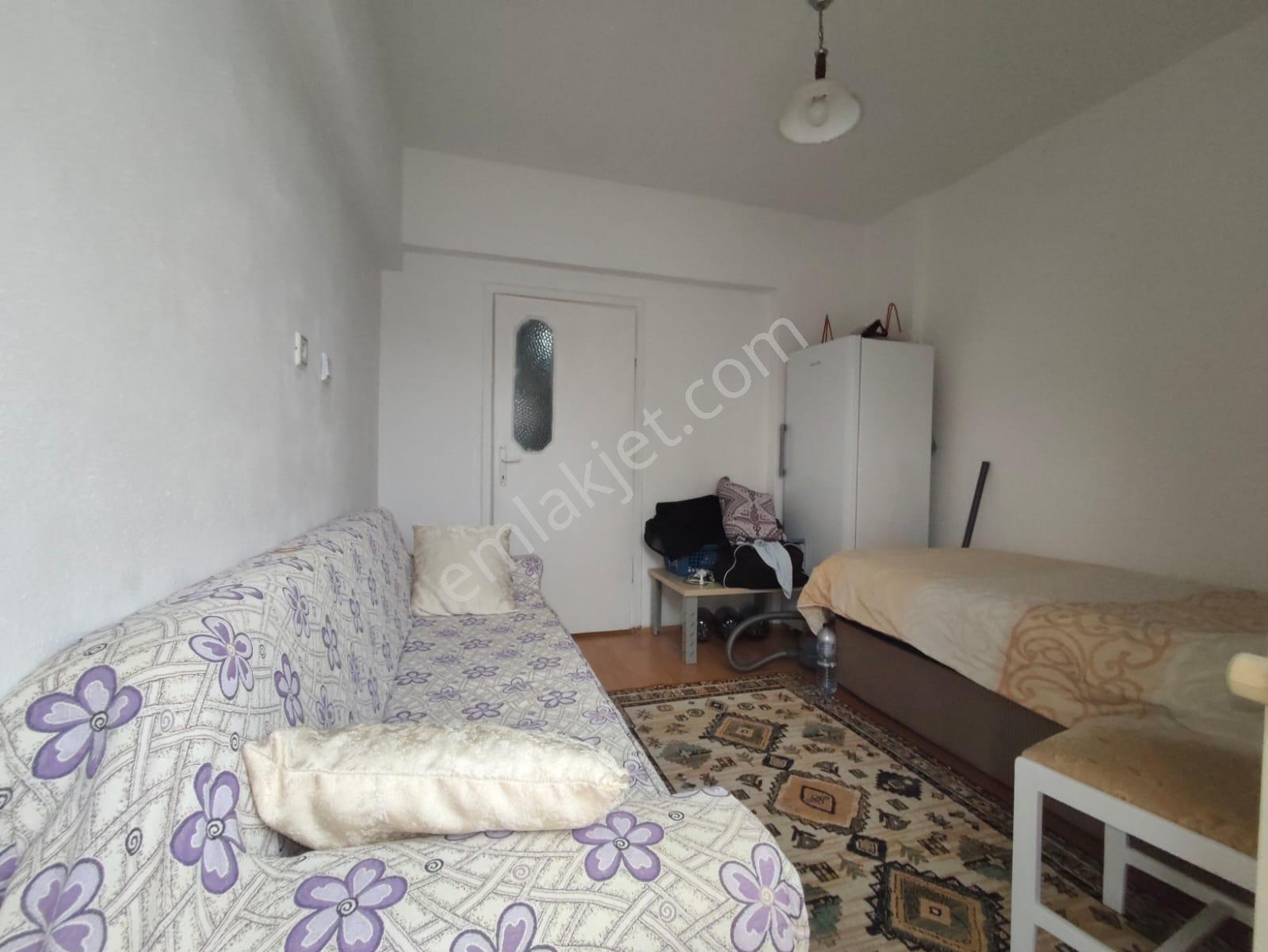 Yılmaz Gayrimenkulden Yapılı Masrafsız 1 Ara Kat Ön Cephe - Görsel 25