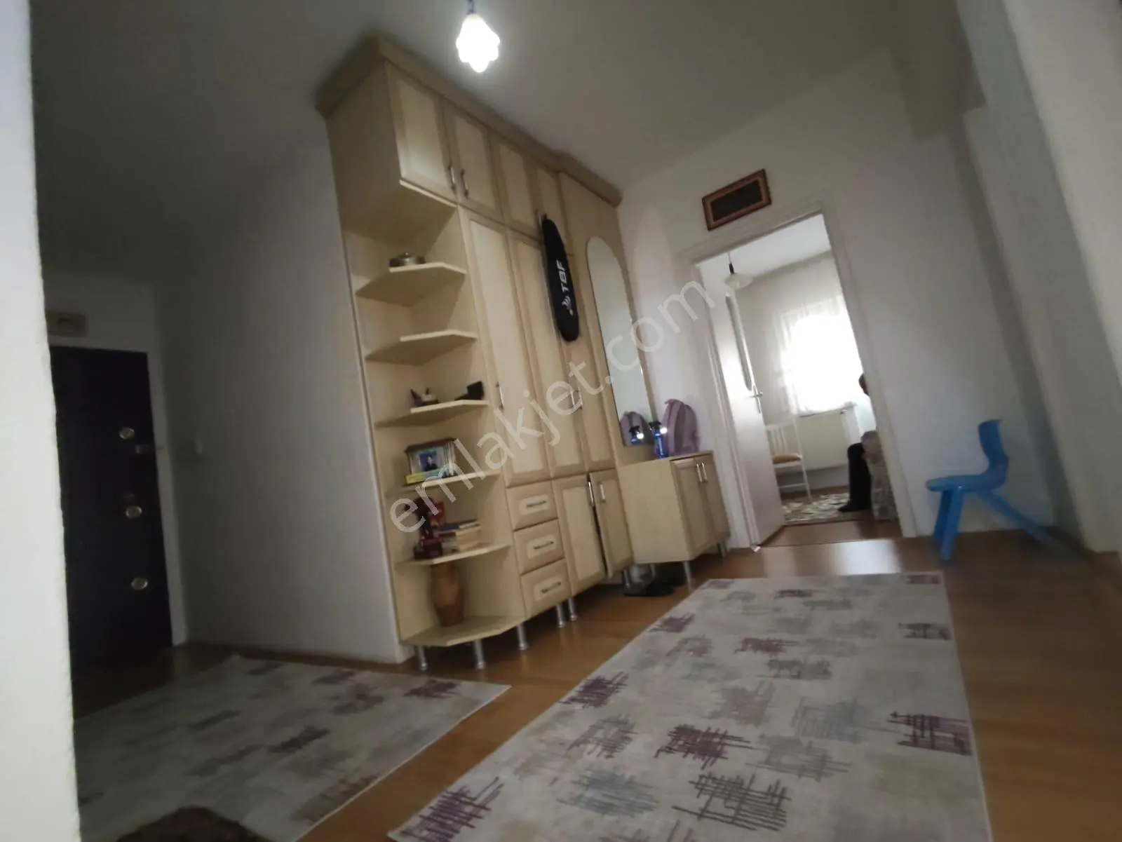 Yılmaz Gayrimenkulden Yapılı Masrafsız 1 Ara Kat Ön Cephe - Görsel 9