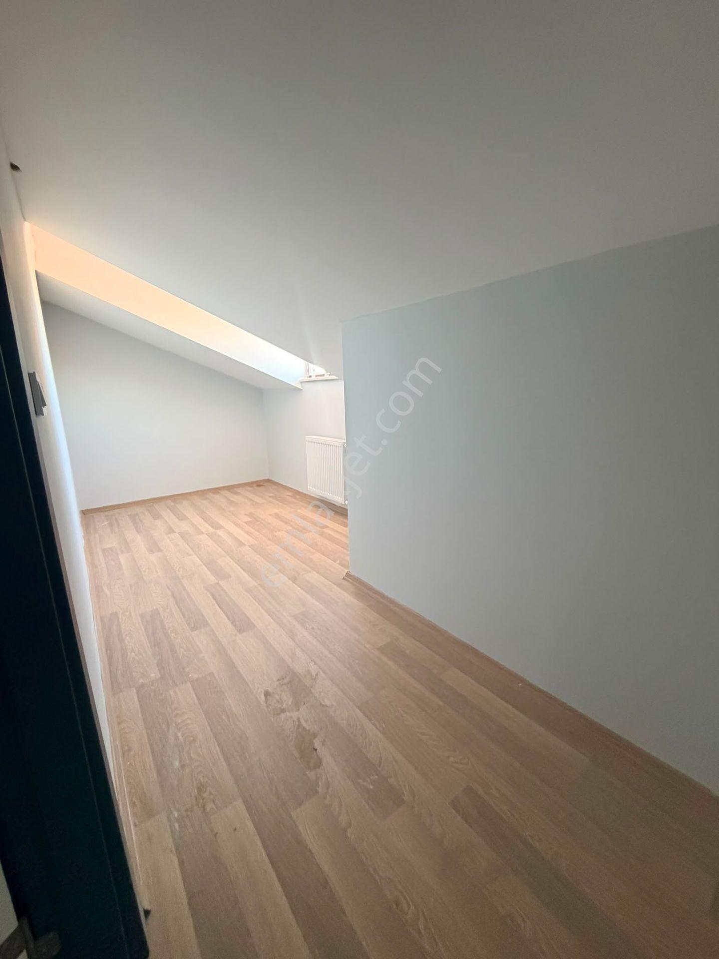 Özgür İnşaat'tan Hastane Mah'de Sıfır 3+2 195m2 Fırsat Dublex - Görsel 11