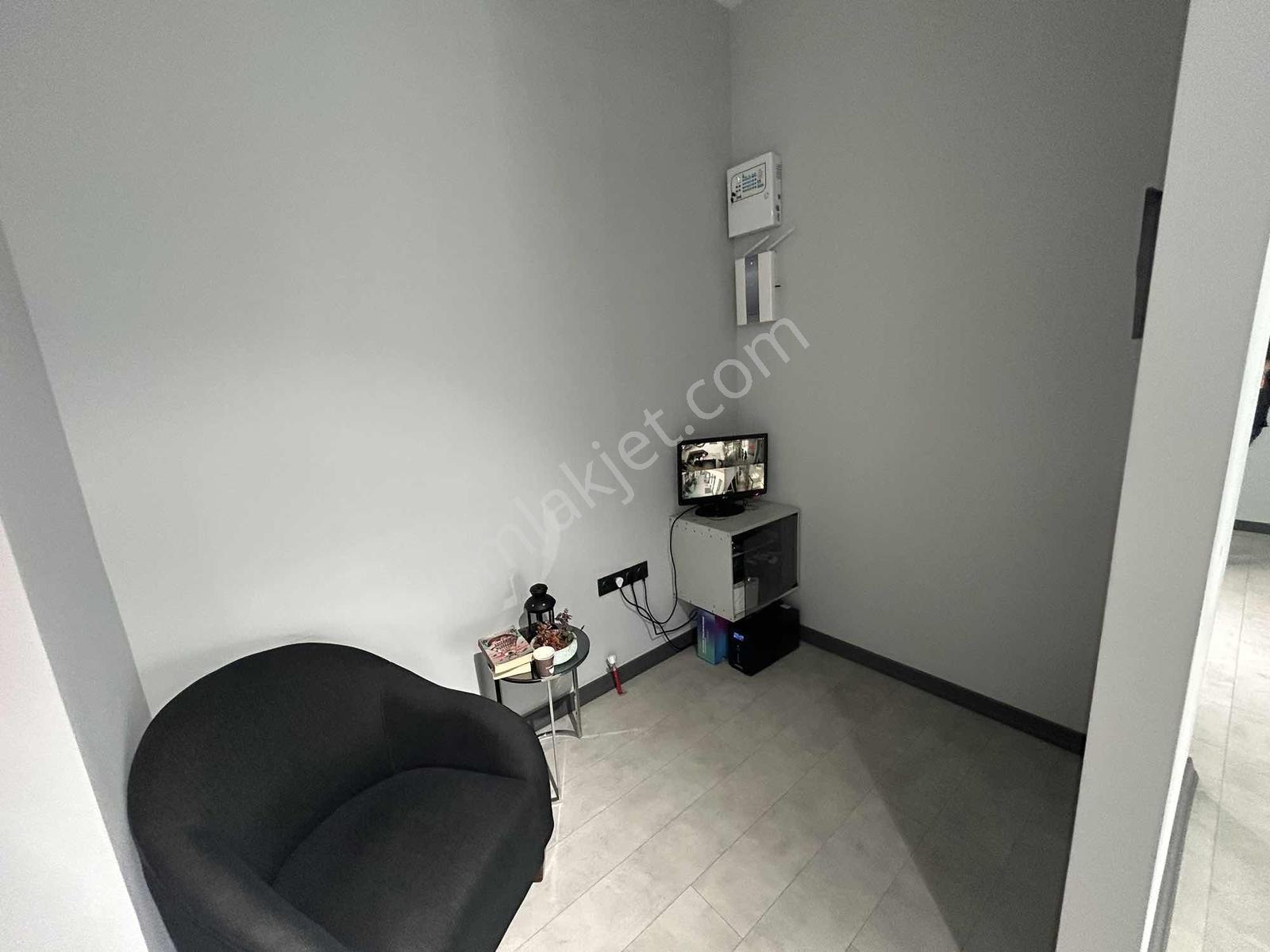 Pendik Ankara Cd. Cepheli, Hazır Diş Klinikli 390 M2 Dükkan - Görsel 11