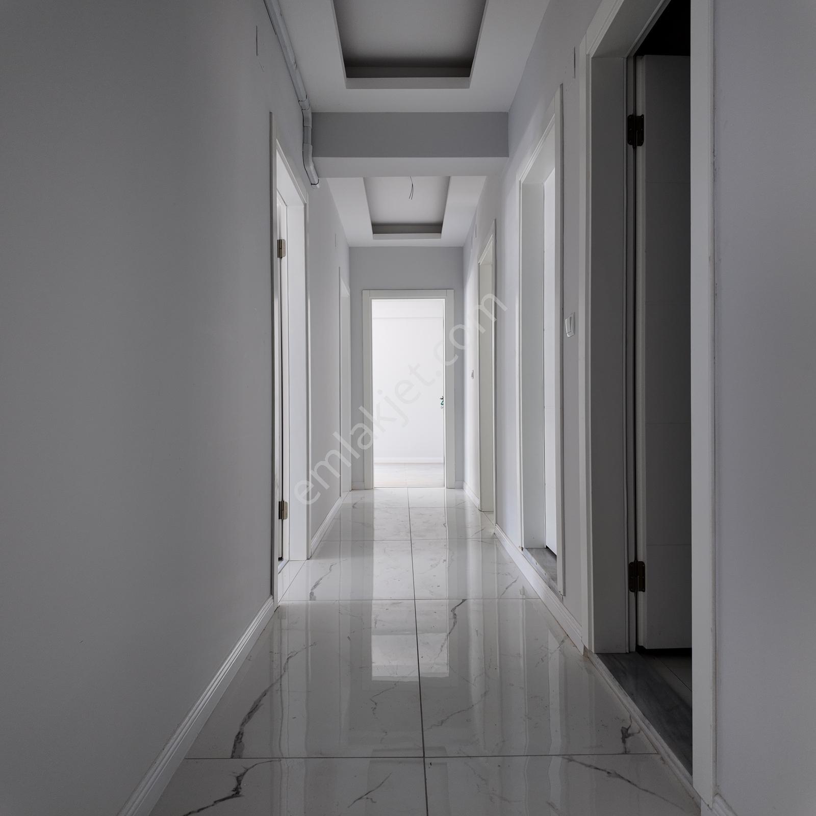 Reşatbey Loca 54 Projesinde Havuz Cepheli 128m2 3+1 Arakat Daire - Görsel 14