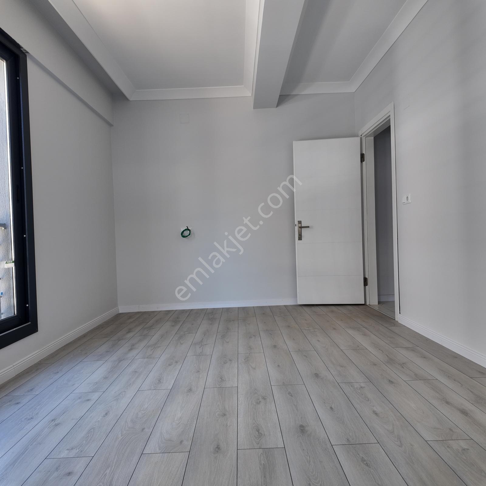 Reşatbey Loca 54 Projesinde Havuz Cepheli 128m2 3+1 Arakat Daire - Görsel 17