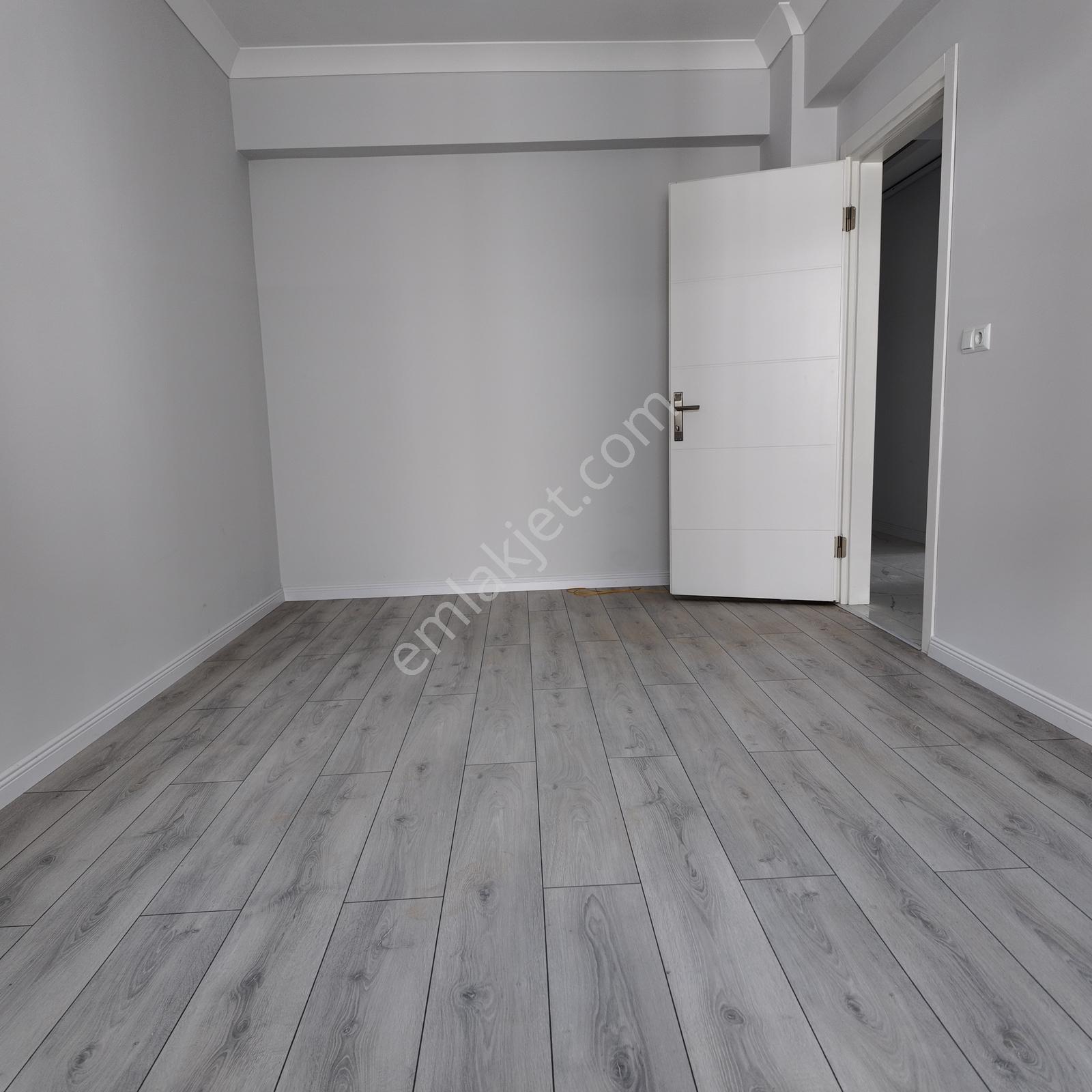 Reşatbey Loca 54 Projesinde Havuz Cepheli 128m2 3+1 Arakat Daire - Görsel 11