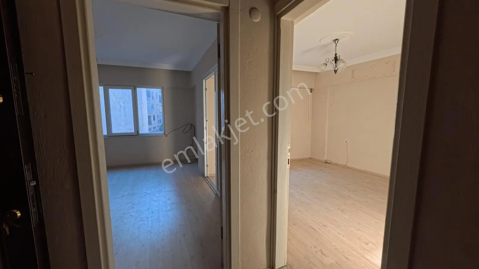 Cuma Mahallesi'nde 2+1 Ara Kat, Ön Cephe Kiralık Daire! - Görsel 3