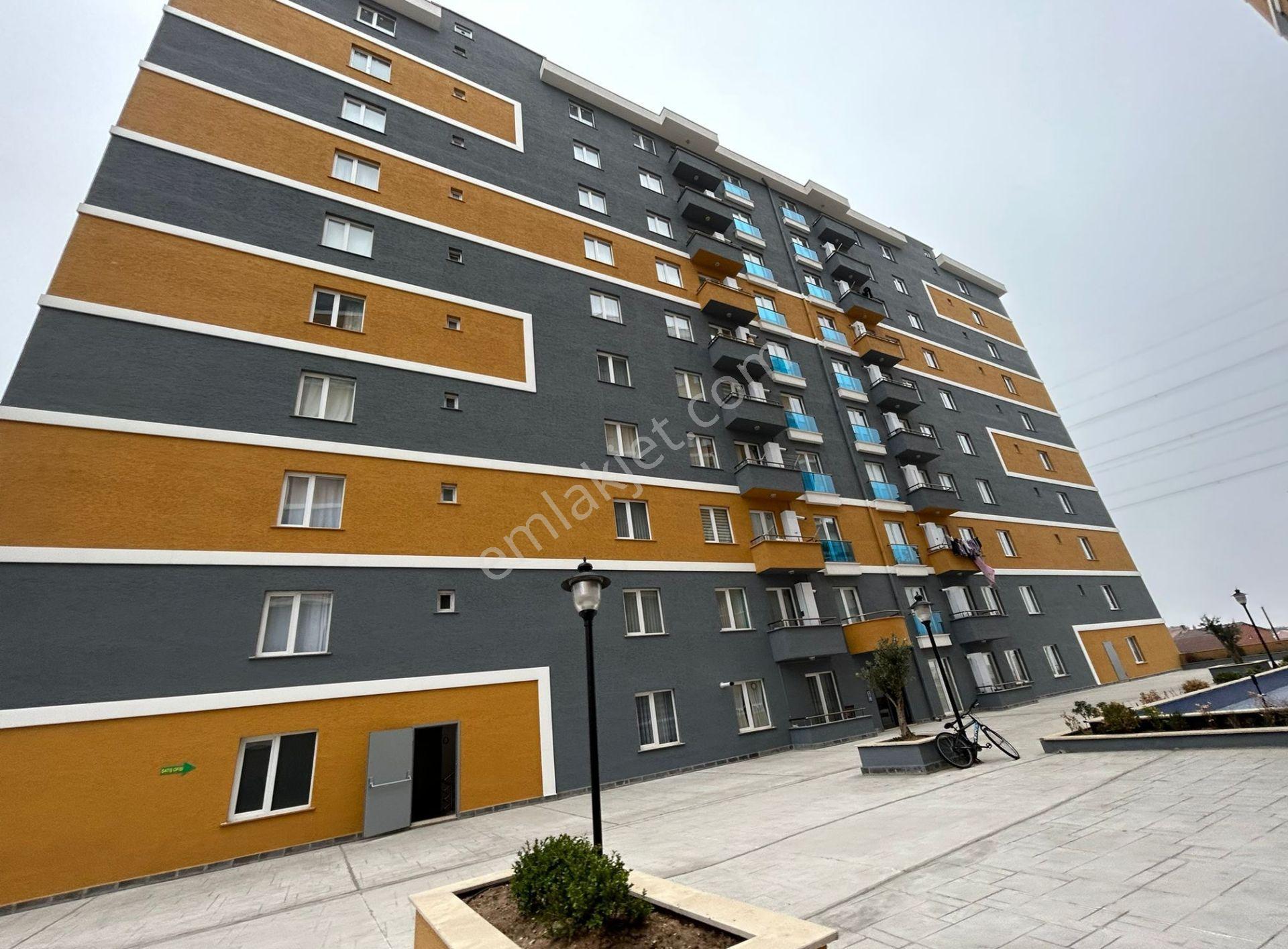 Mertcan'dan Güvenlikli Site İçi Kapalı Balkonlu Ara Kat 2+1 - Görsel 20