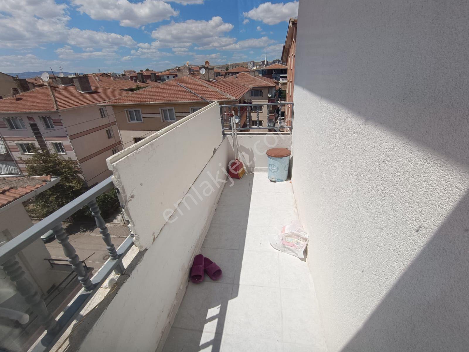 Sincan Plevne Mhde 3+1 Manzaralı Yapılı Çift Balkonlu Trene Yakın 4.son Kat Daire - Görsel 30