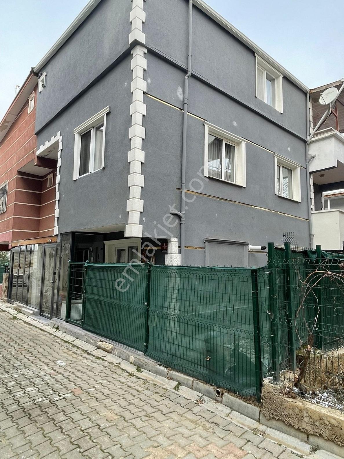 Irmak Emlak-bağlıca Mermeroğlu Caddesinde Satılık 4+1 Villa