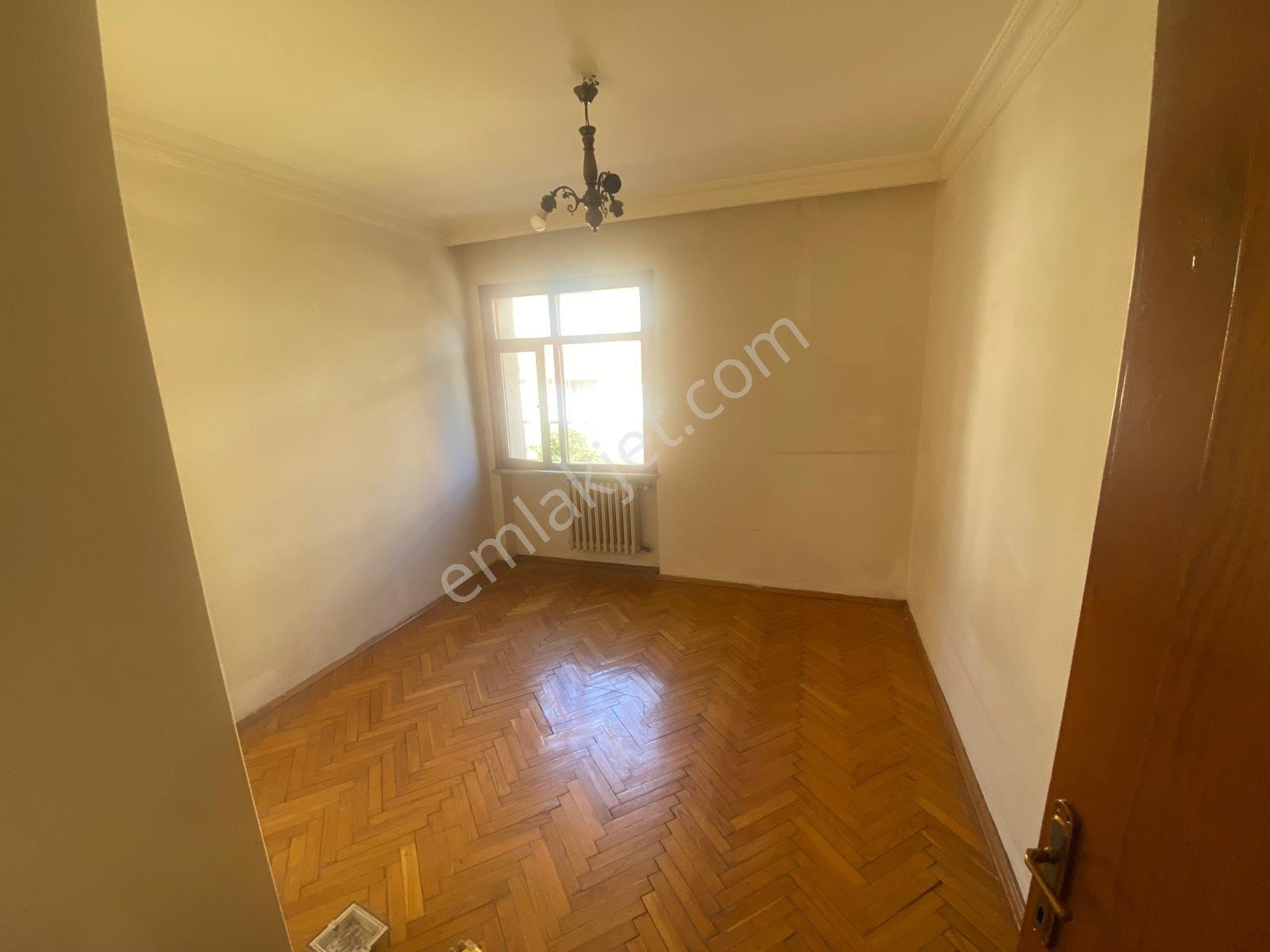 Denizköşkler’de 3+1 Sağlam Bina 130m2 Asansörlü Kiralık Daire - Görsel 3