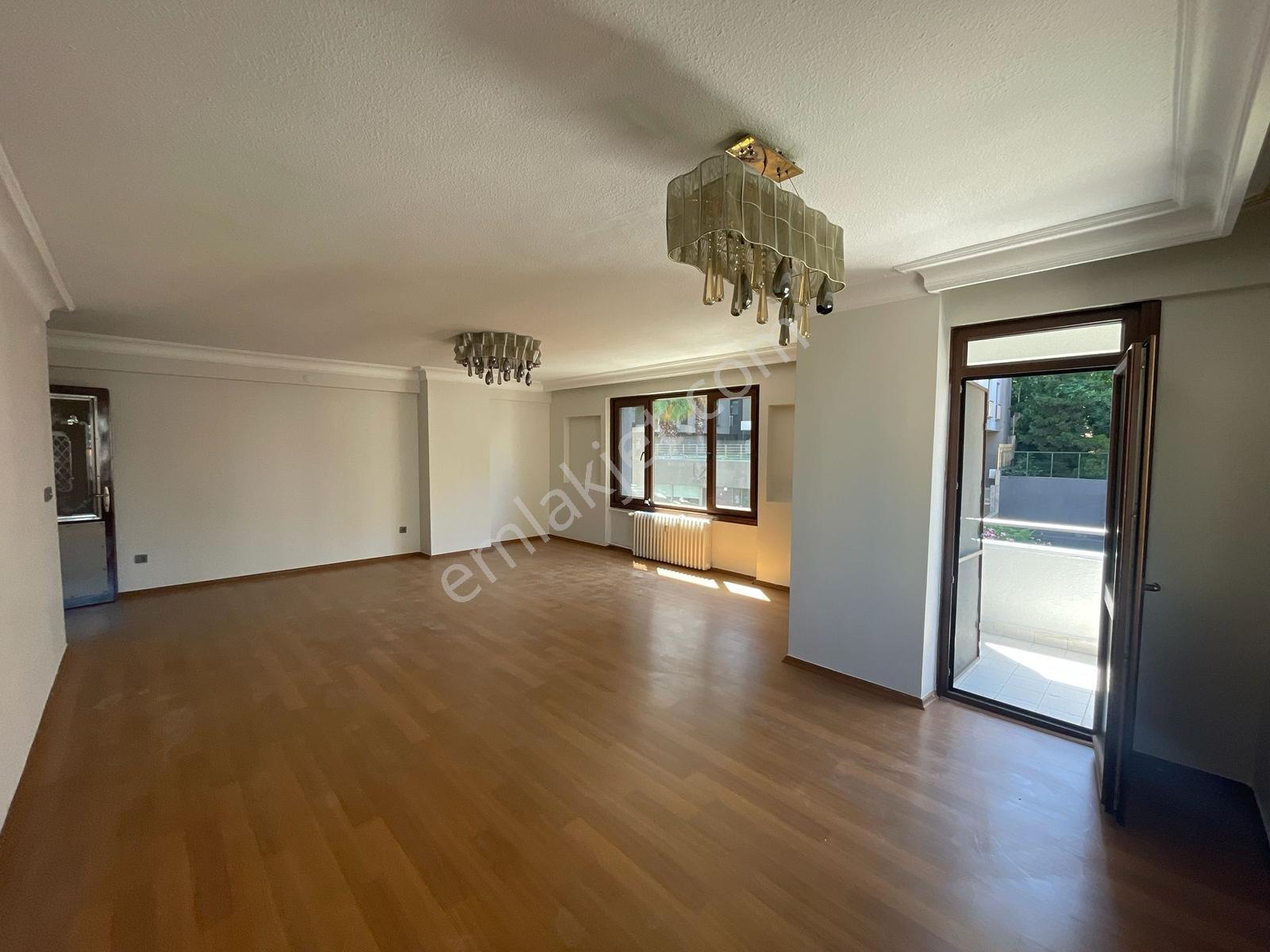 Nişantaşı Teşvikiye Mahallesi'nde 3+1 Kiralık Ferah Daire - Görsel 4