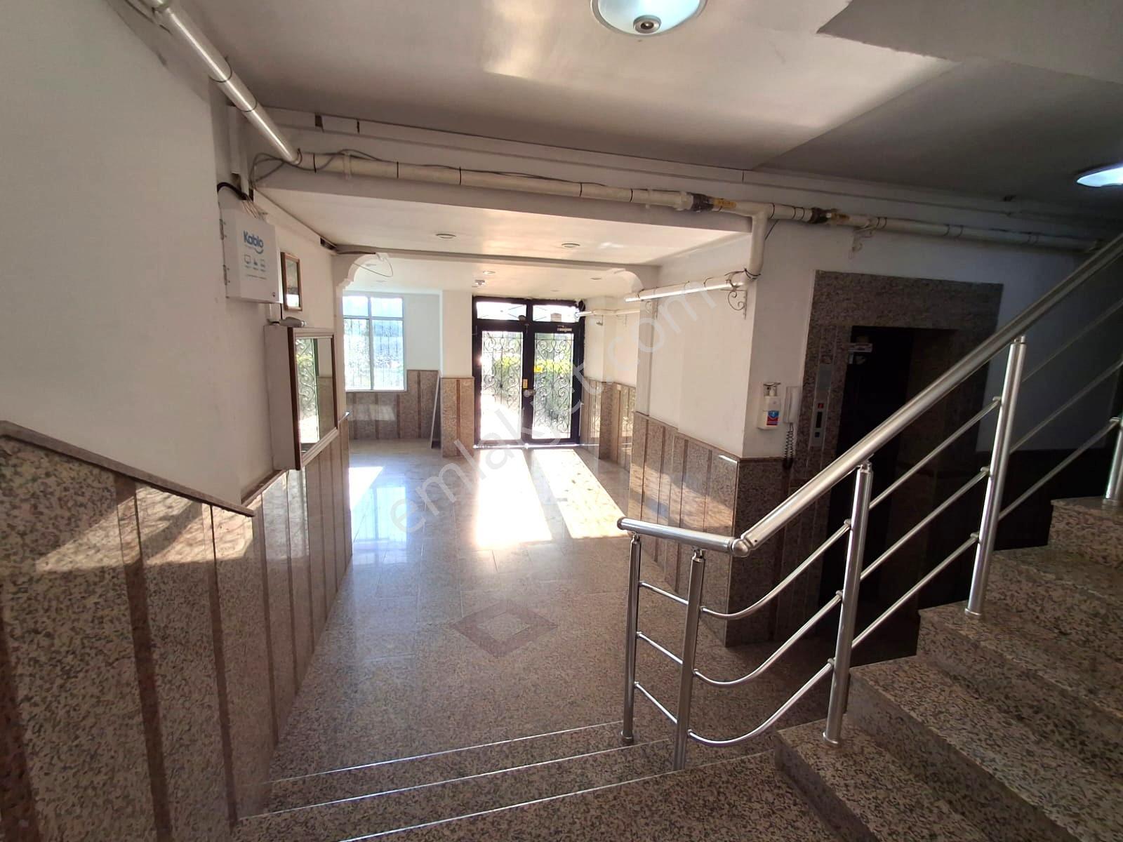 Ulukent 29 Ekim Mahallesinde Eşyalı 3+1 Kiralık Daire - Görsel 11