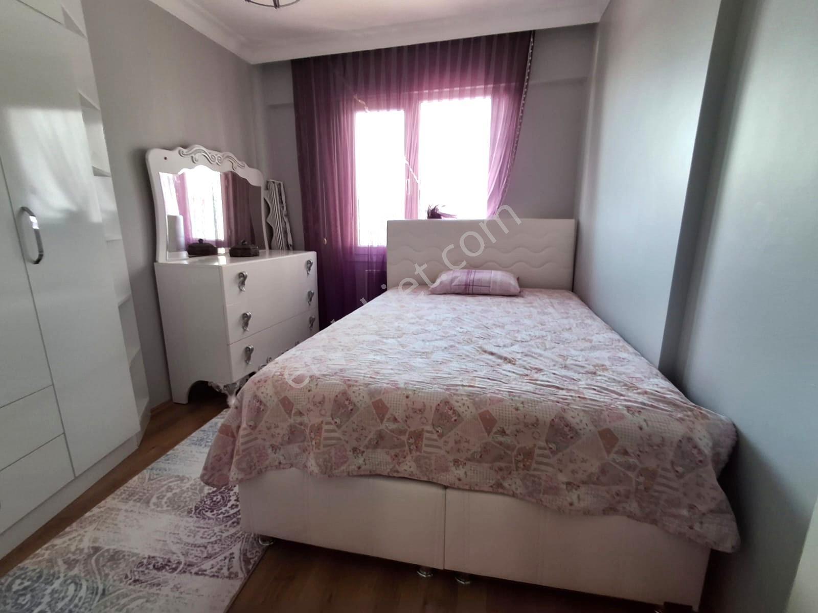 Ulukent 29 Ekim Mahallesinde Eşyalı 3+1 Kiralık Daire - Görsel 25