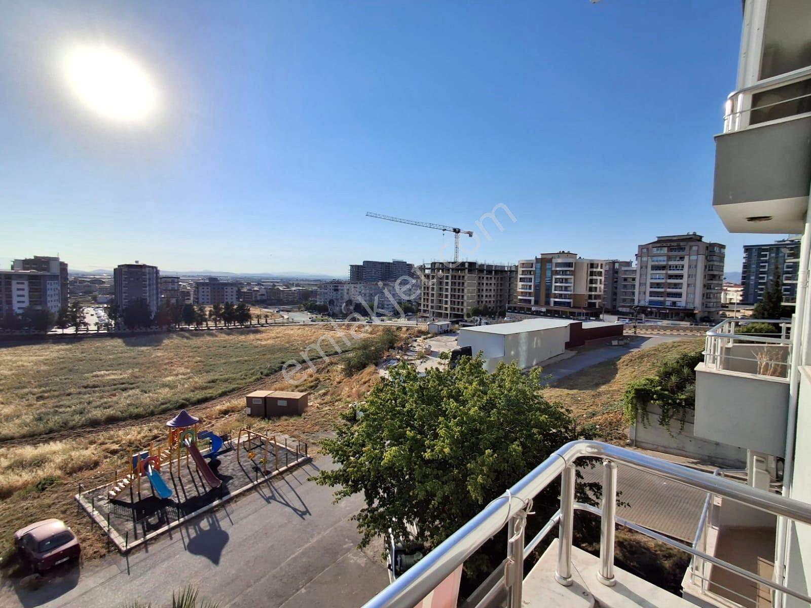 Ulukent 29 Ekim Mahallesinde Eşyalı 3+1 Kiralık Daire - Görsel 21