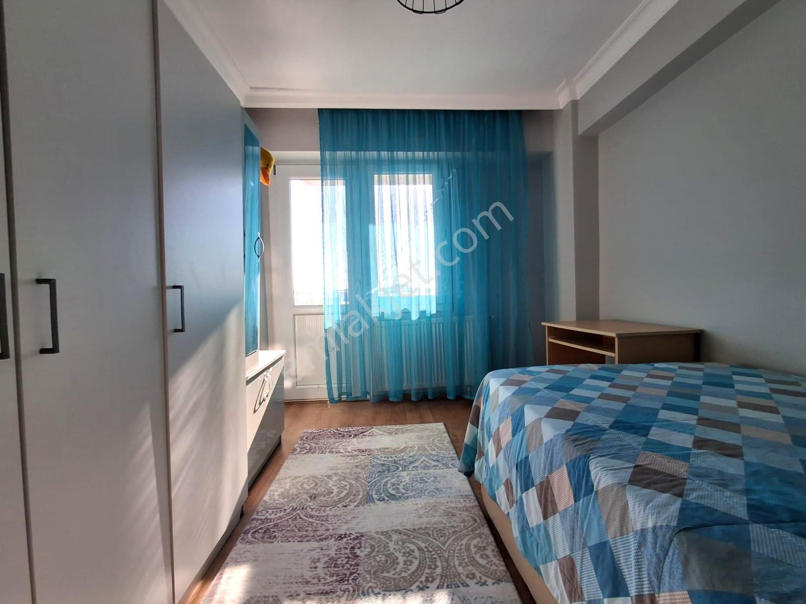 Ulukent 29 Ekim Mahallesinde Eşyalı 3+1 Kiralık Daire - Görsel 18