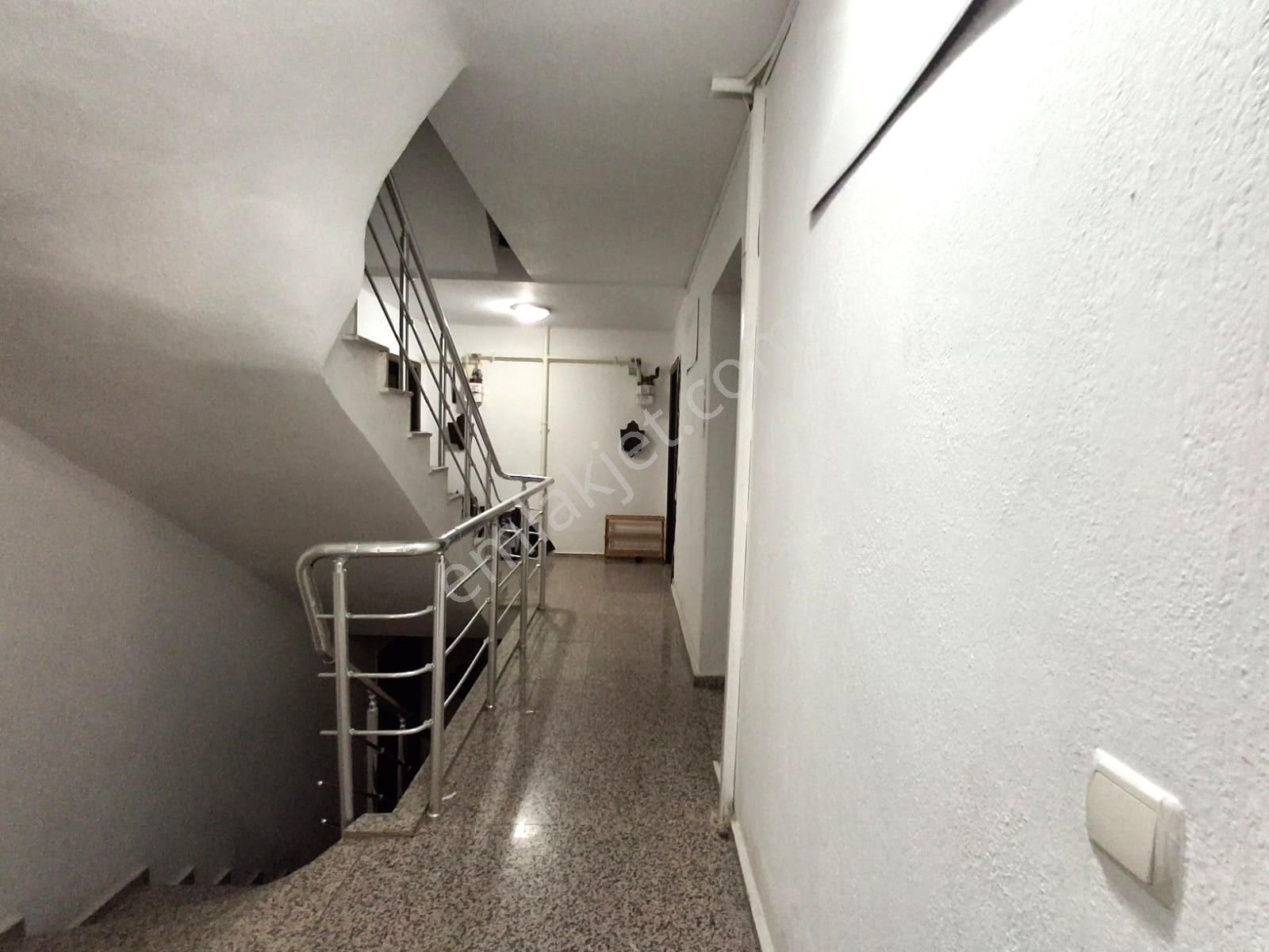 Ulukent 29 Ekim Mahallesinde Eşyalı 3+1 Kiralık Daire - Görsel 12