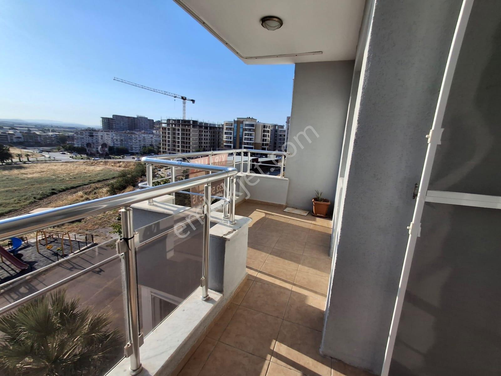 Ulukent 29 Ekim Mahallesinde Eşyalı 3+1 Kiralık Daire - Görsel 19
