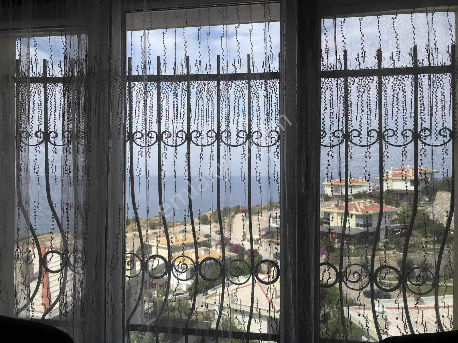 Ömür Koyunda Eşsiz Manzaralı Eşyalı Kısa Dönem Kiralık 3+1 Villa - Görsel 9
