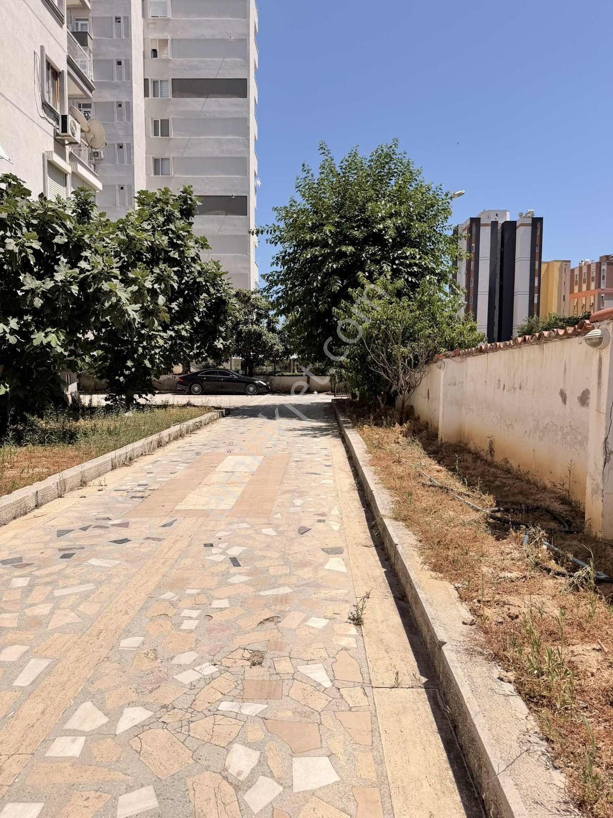 Güzeloba Da Denize 900 Metre Özel Barlı 3+1 Daire - Görsel 24