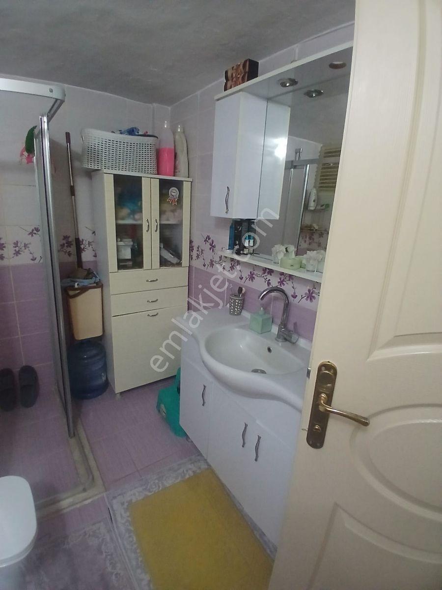 Aliağa Merkezde Satılık 3+1 Yüksek Giriş Bahçeli Daire - Görsel 12