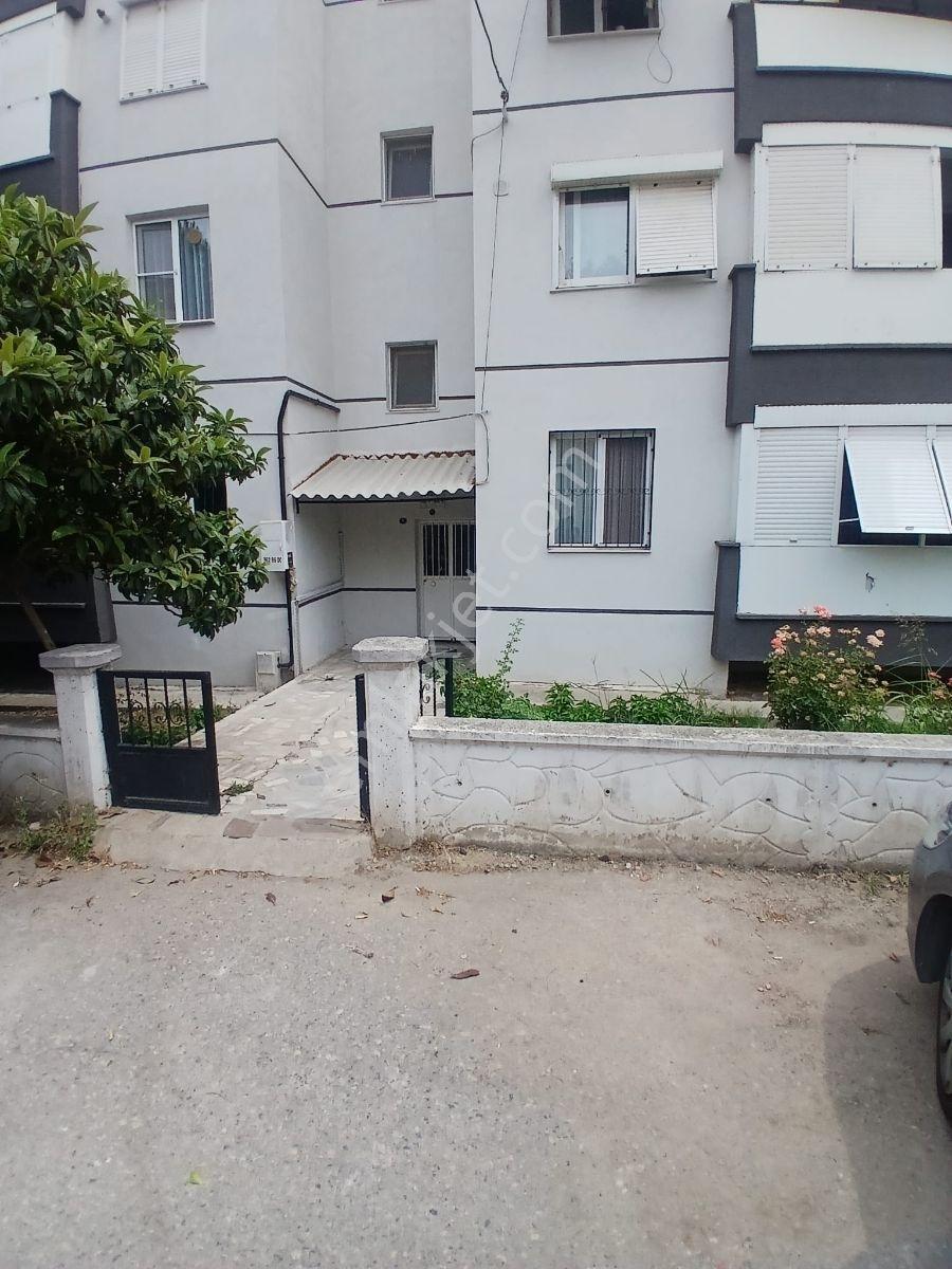 Atatürk Mahallesinde Satılık 3+1 Yüksek Giriş Bahçeli Daire