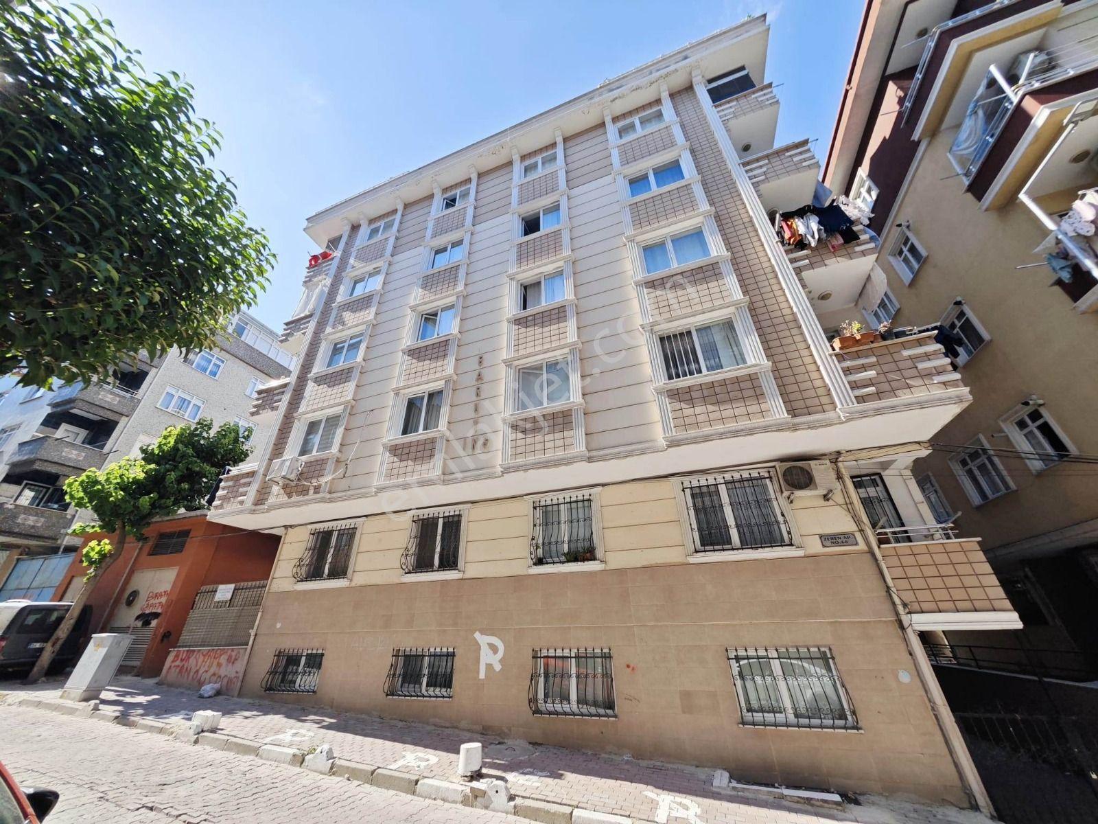 Yıldız Dan Çakmak Durağında 13 Yıllık Krdili 2+1 Geniş Mükemmel Fırsat Daire 2+1