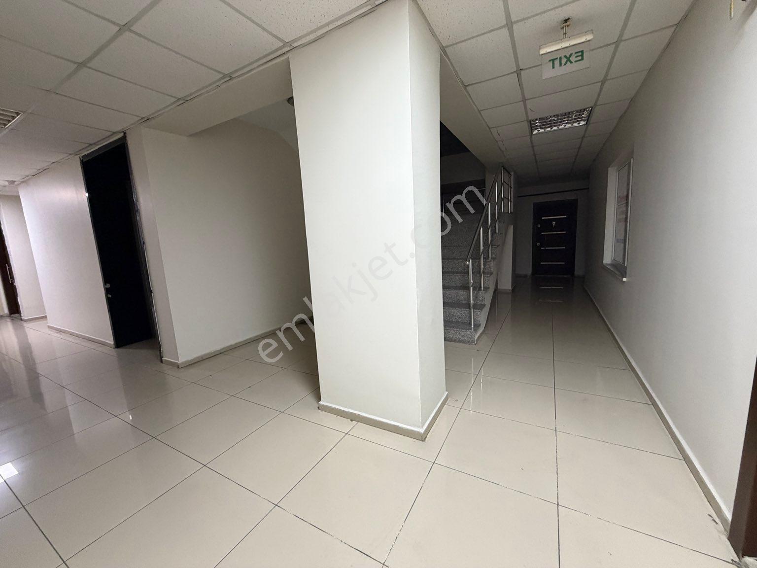 Esenyurt Meydan Merkezde Plazada Yatırımlık 60m² 1+1 Ofis - Görsel 16