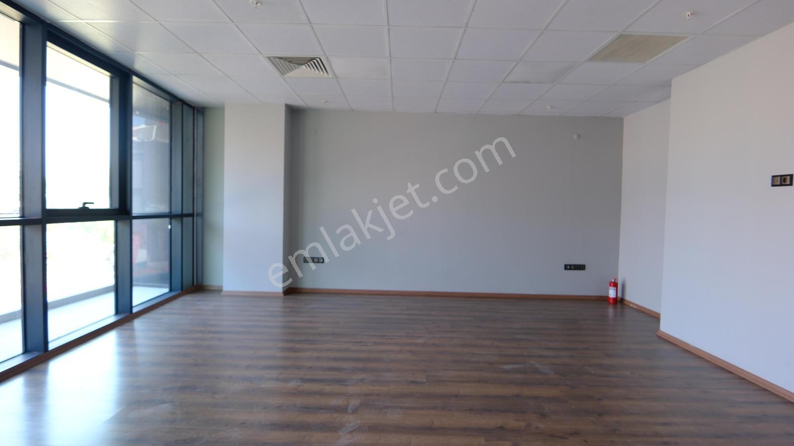 Folkart Time'da Kiralık 1+0 Balkonlu Ofis - Görsel 14