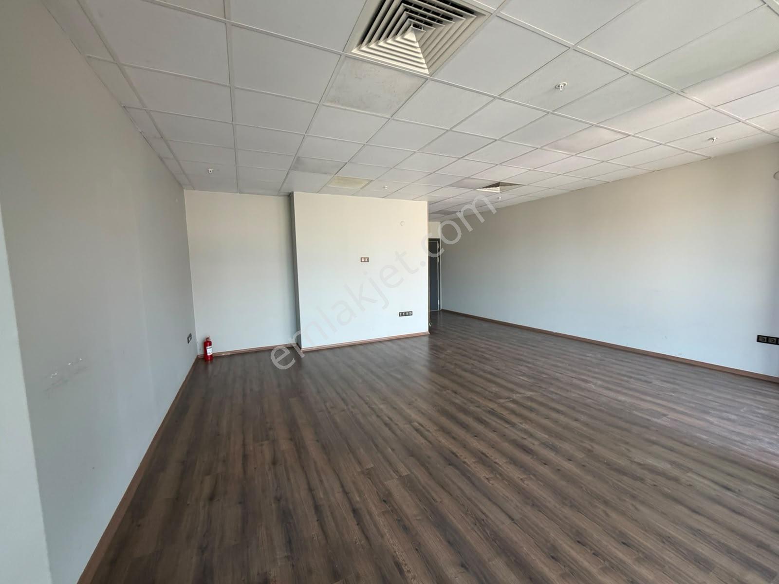 Folkart Time'da Kiralık 1+0 Balkonlu Ofis - Görsel 3