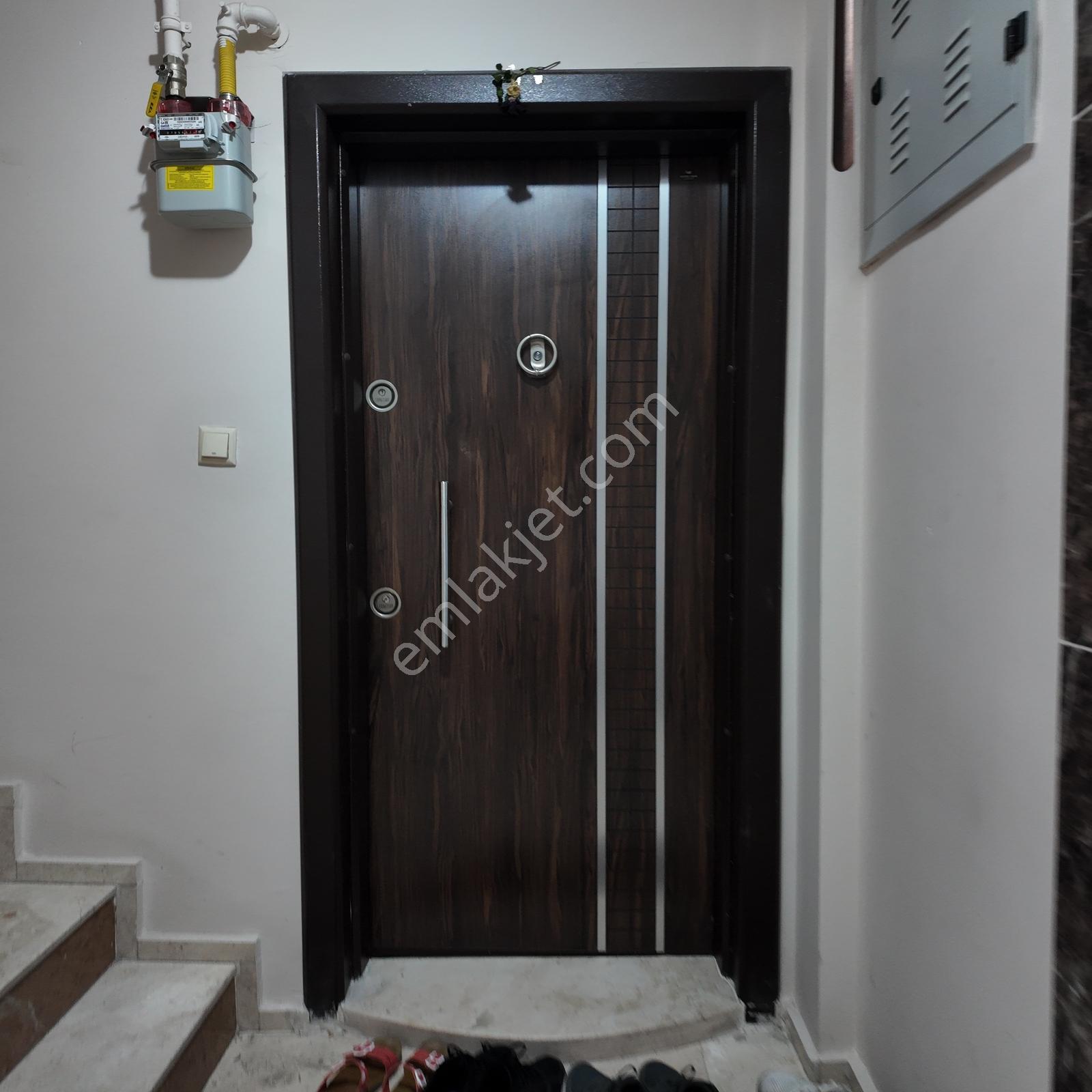 Hürriyet Merkezi Konumda Bağımsız Bahçeli 110 M2 2+1 Daire - Görsel 11