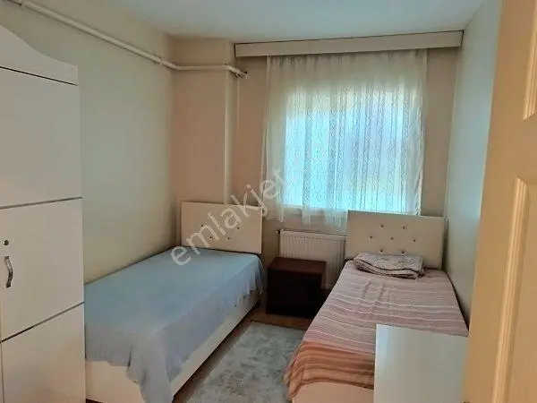 Çiftçi Emlak'tan Serdivan Bahçelievler Mh Eşyalı 50 M² 2+1 Faturalar Dahil - Görsel 5