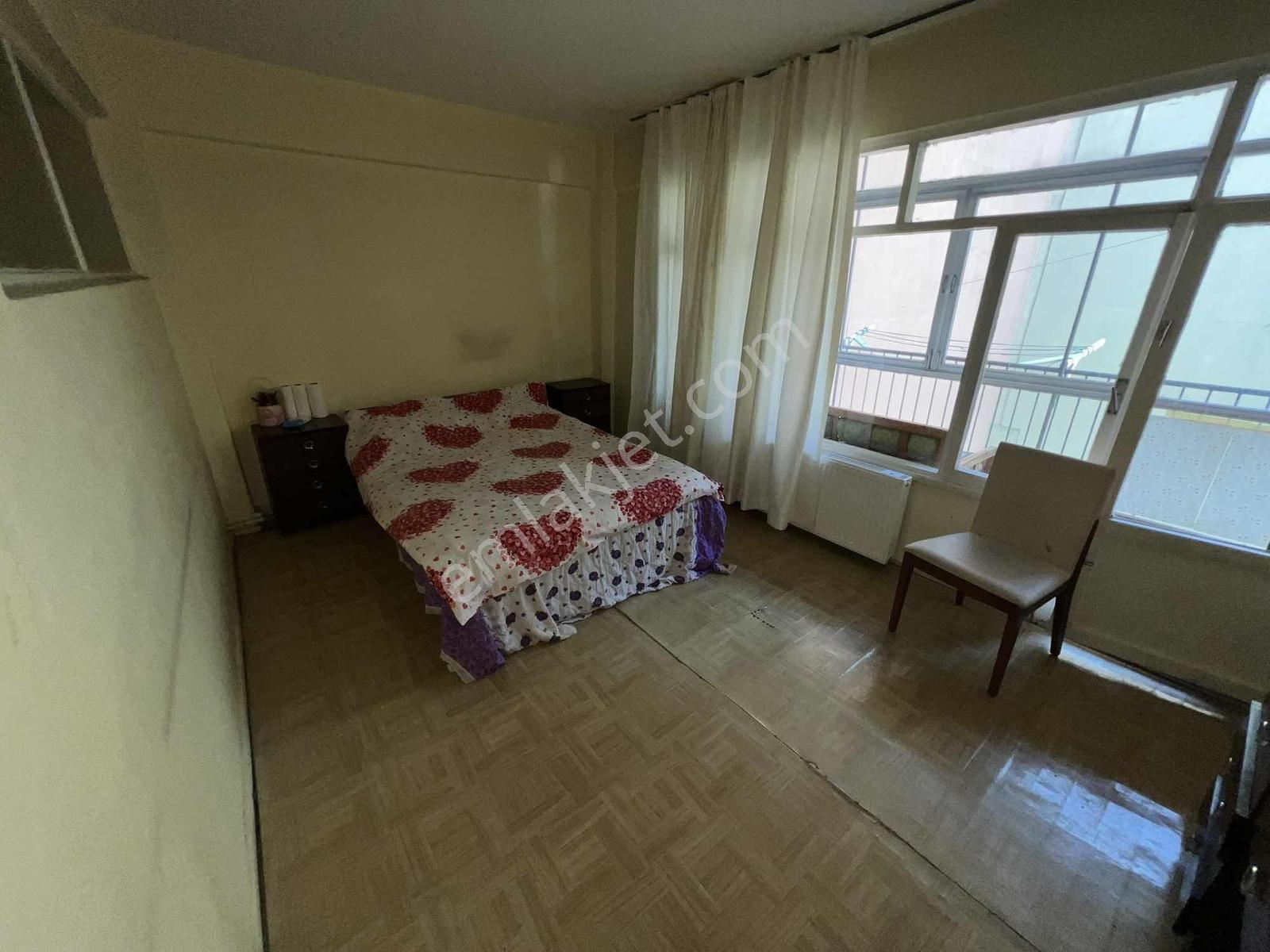 Üsküdar Altunizade Kiralık 2+1 Cadde Üzeri Daire Metro Metrobüs - Görsel 10