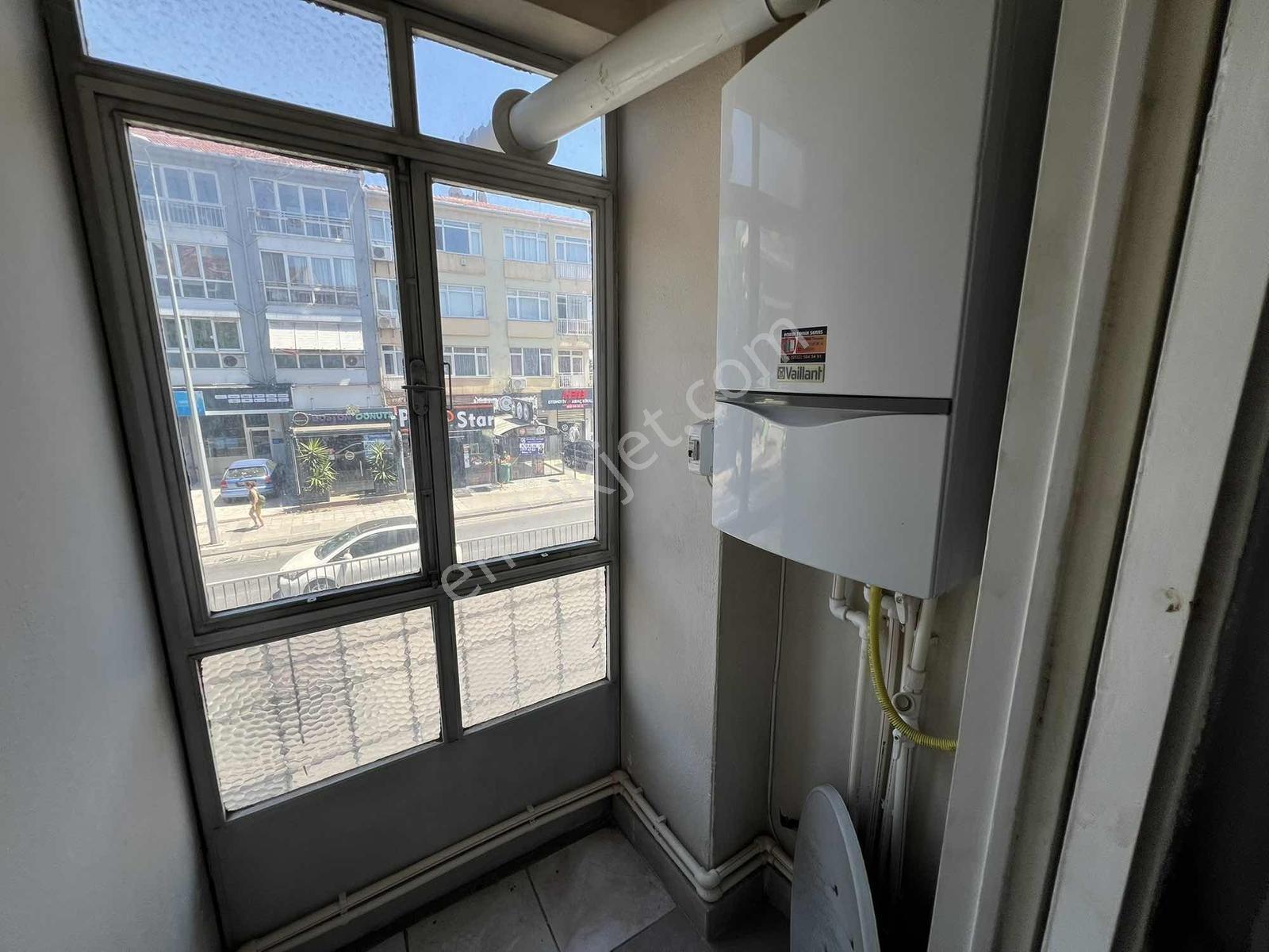 Üsküdar Altunizade Kiralık 2+1 Cadde Üzeri Daire Metro Metrobüs - Görsel 5