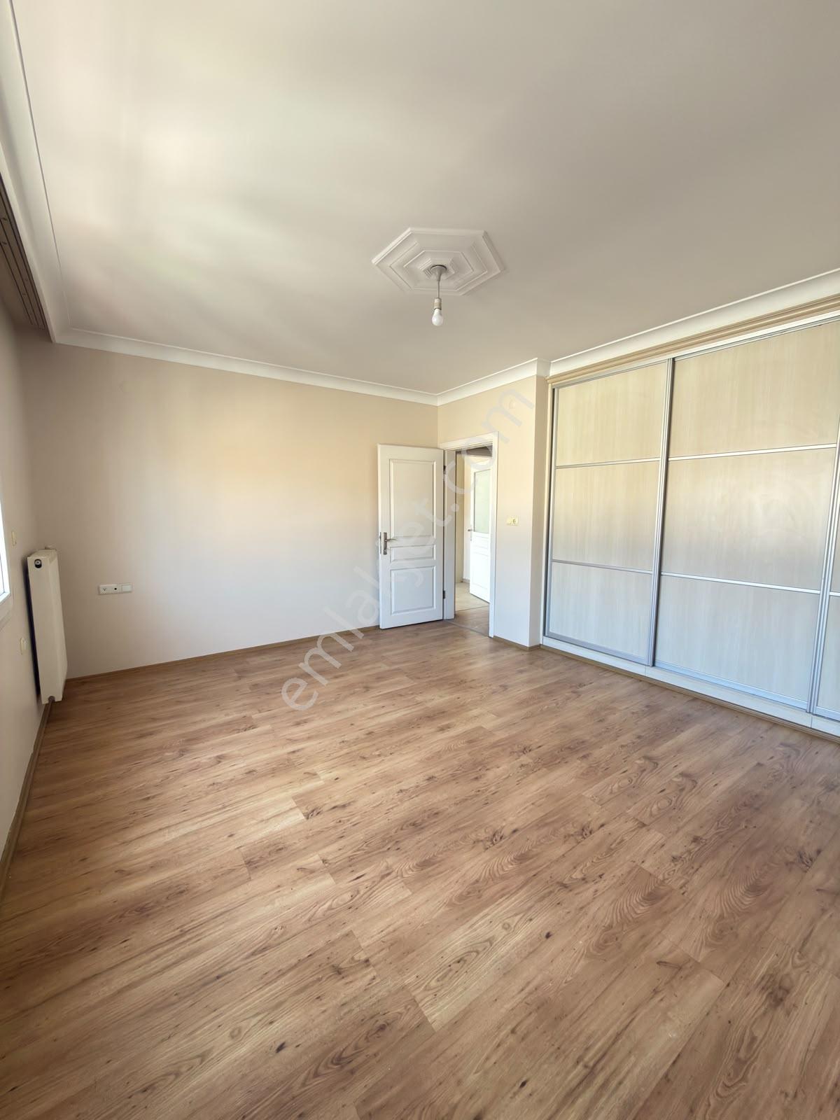 Yılmazlar Mh. Merkezi Konum Kiralık Lüks Geniş Ferah Daire - Görsel 5