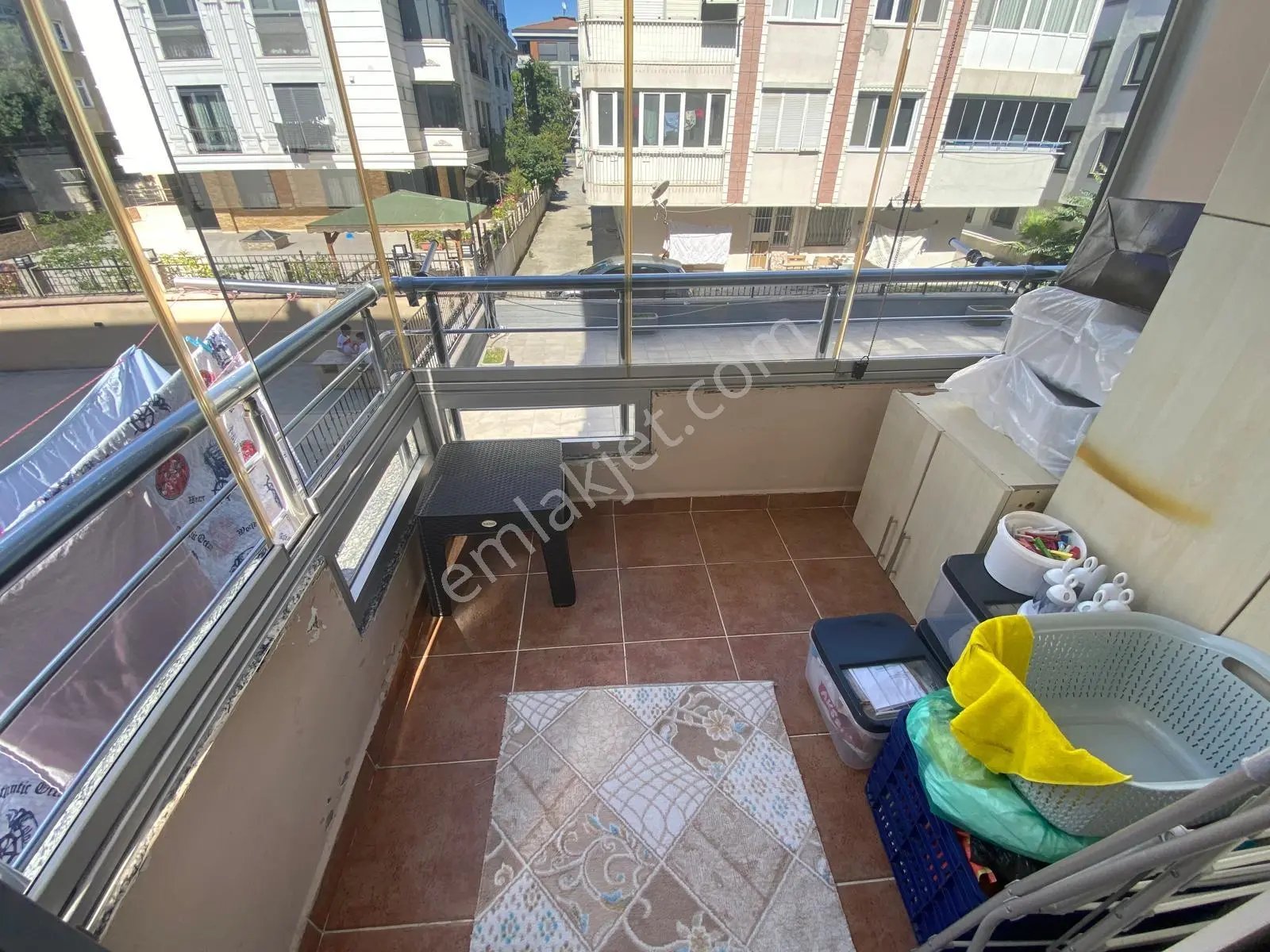 Bahçelievler Aka Koleji Yakını 200 M² 1.kat 4+1 K. Oto Parklı - Görsel 4