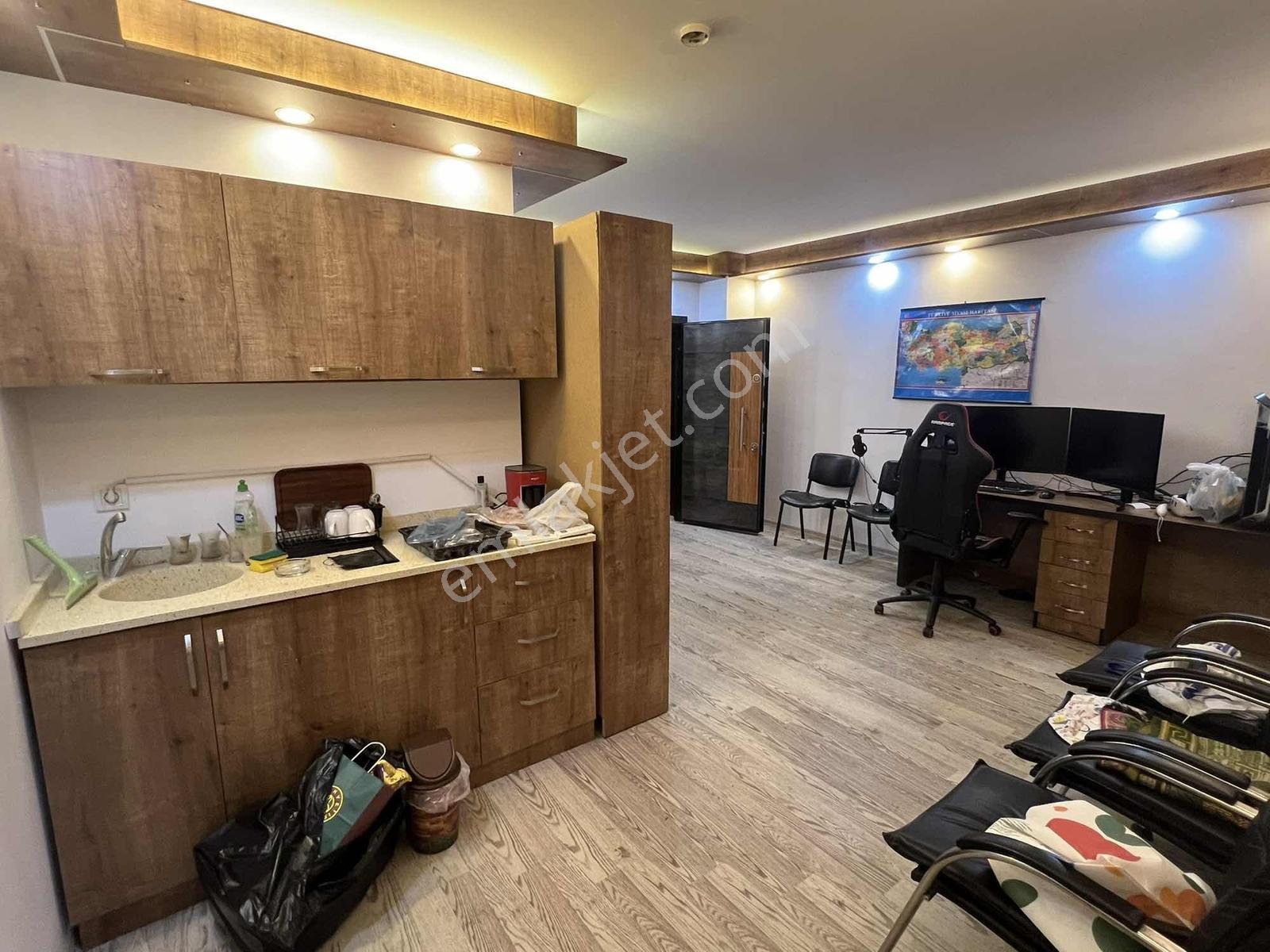 Yazlıkta İşlek Cadde Üzerinde Satılık Ofis - Görsel 9