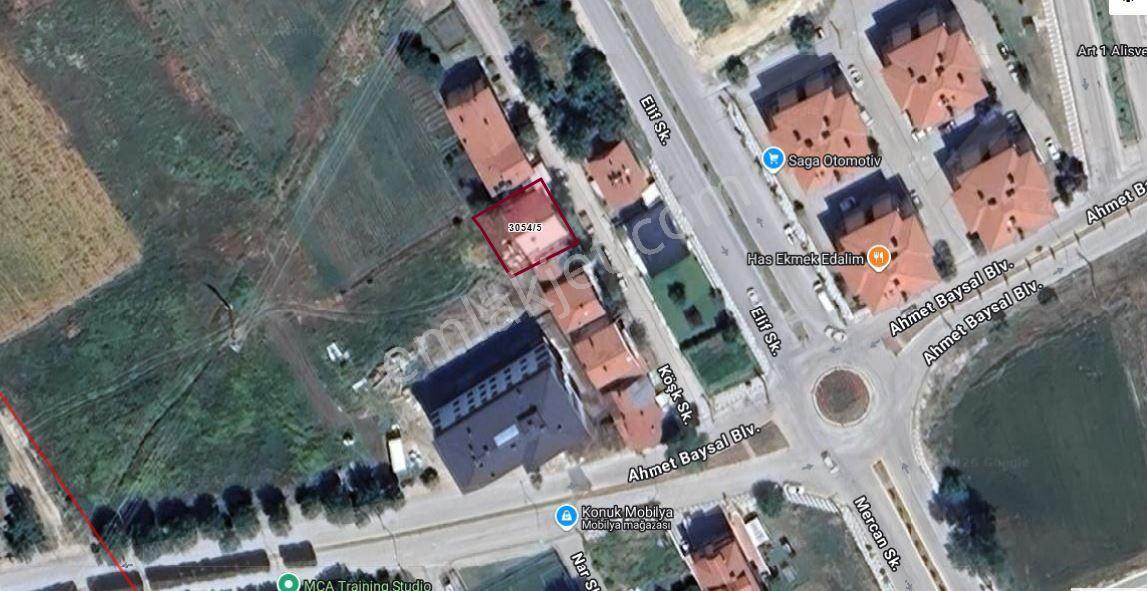 Bolu Tepecik Mah. ' De Satılık (297m2) İmarlı Arsa Ve İki Katlı Kombili Bina - Görsel 15