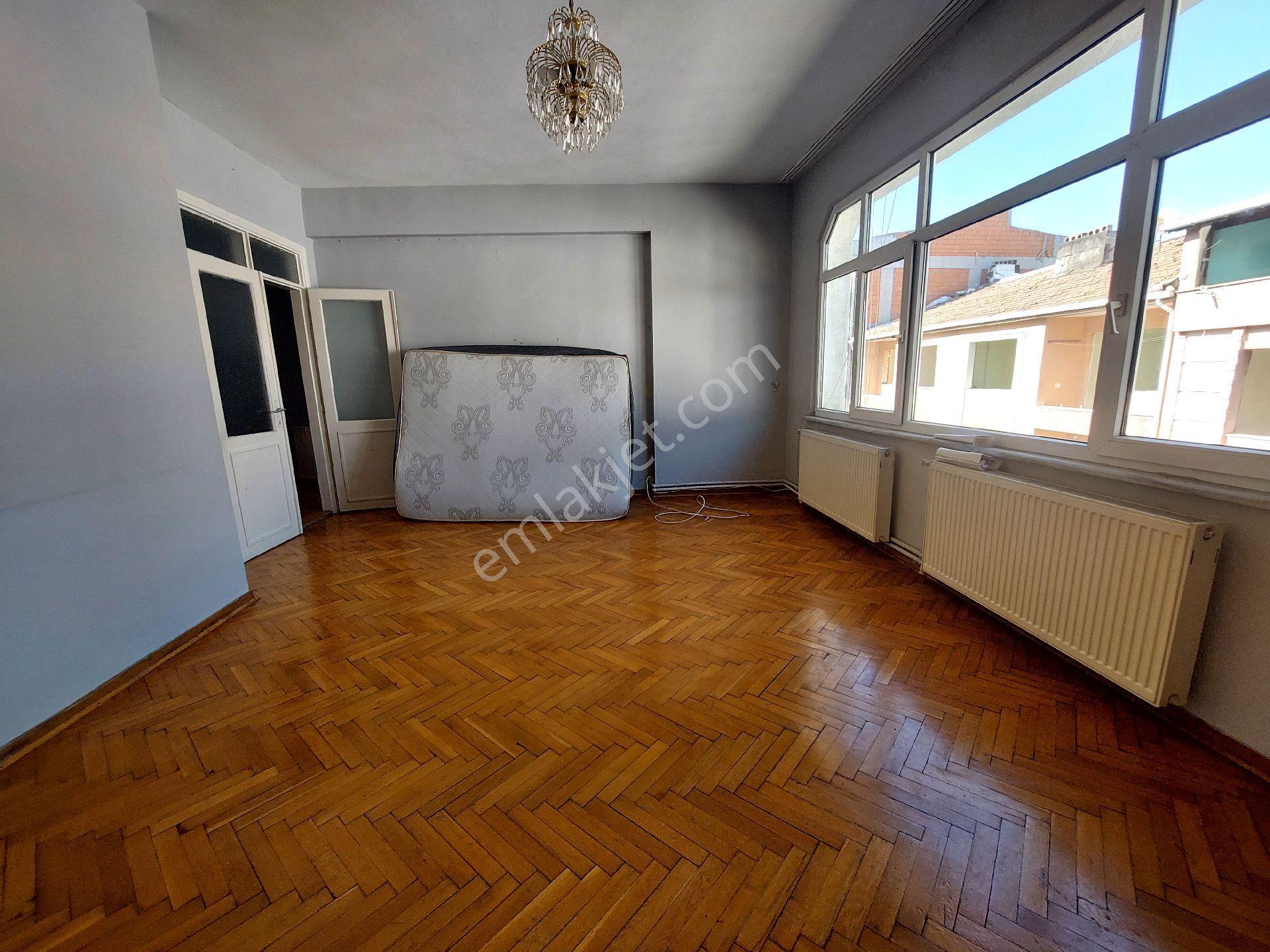 Gaziosmanpaşa Hürriyet Mah De Kiralık Daire 3.kat 3+1 140m2 - Görsel 2