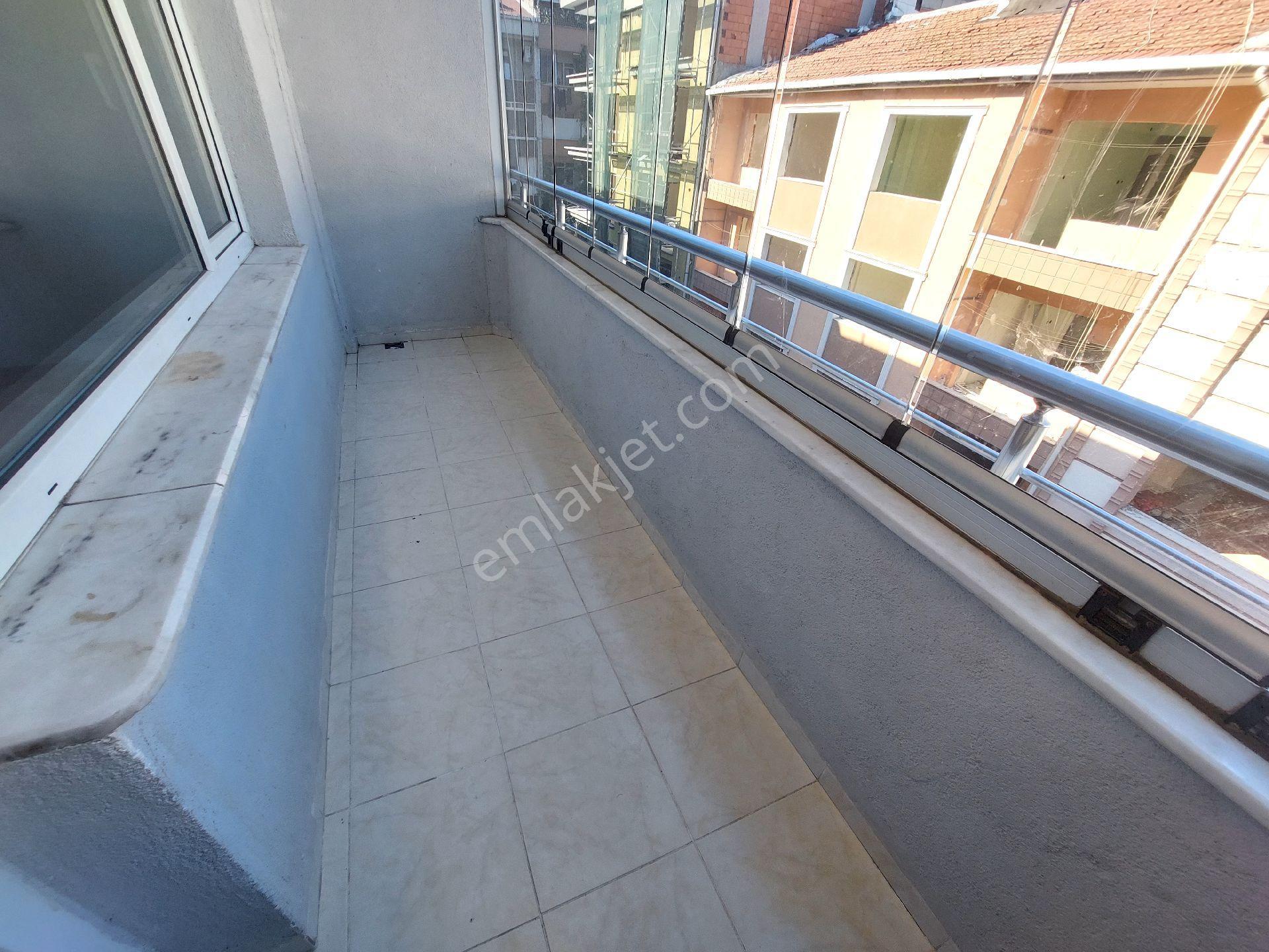 Gaziosmanpaşa Hürriyet Mah De Kiralık Daire 3.kat 3+1 140m2 - Görsel 16