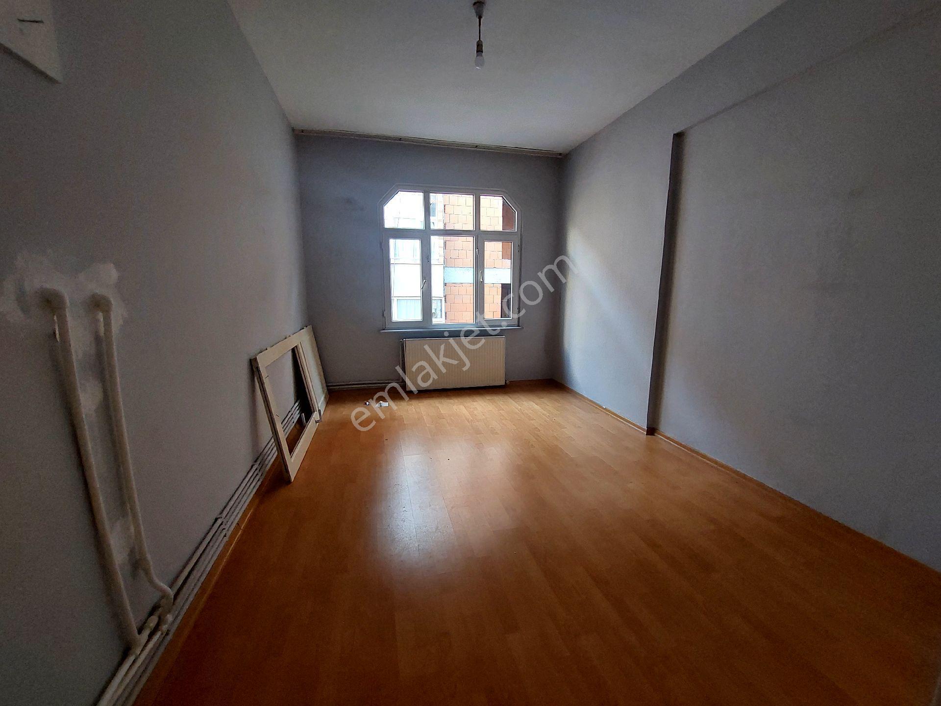 Gaziosmanpaşa Hürriyet Mah De Kiralık Daire 3.kat 3+1 140m2 - Görsel 11