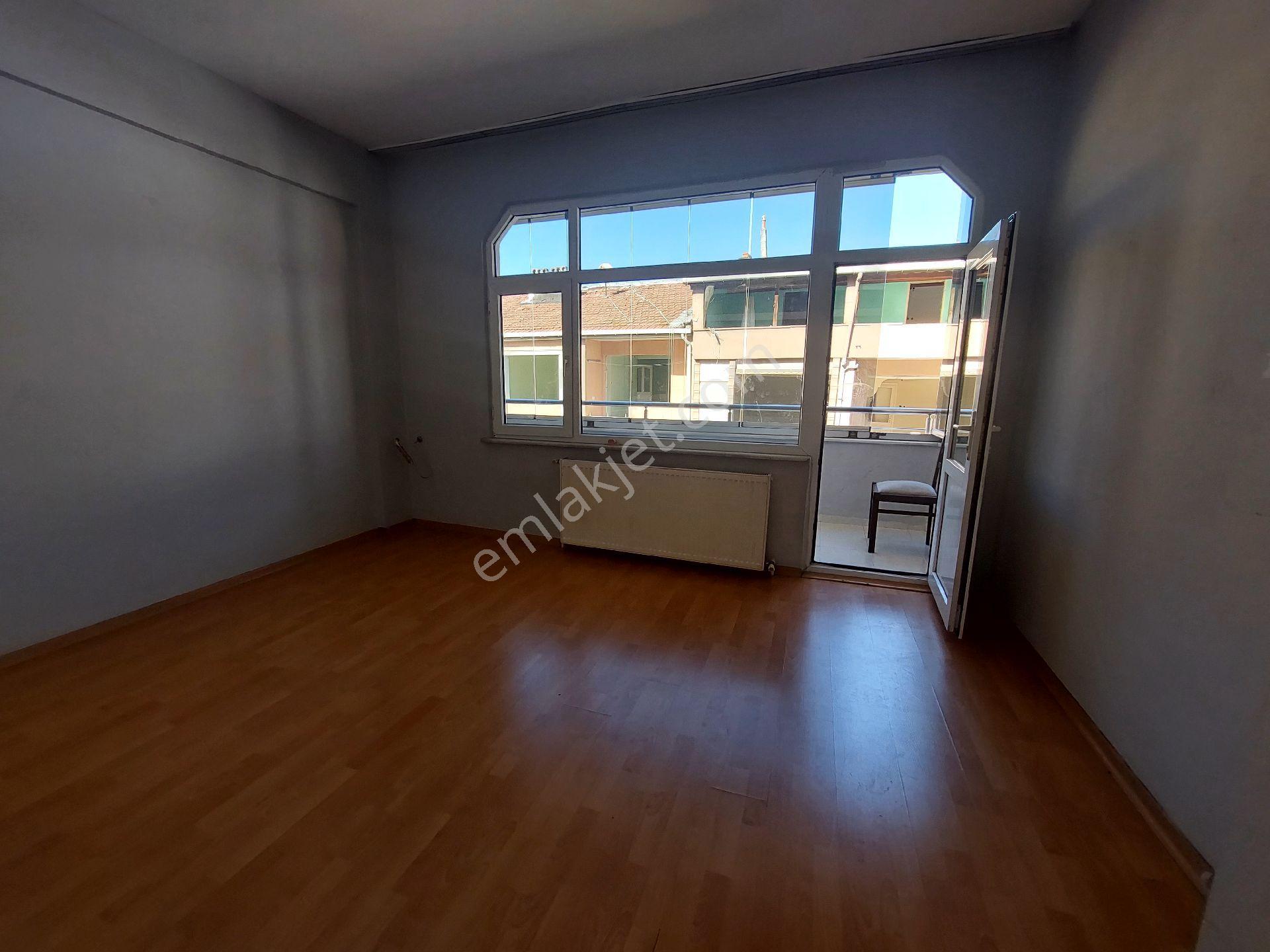 Gaziosmanpaşa Hürriyet Mah De Kiralık Daire 3.kat 3+1 140m2 - Görsel 5