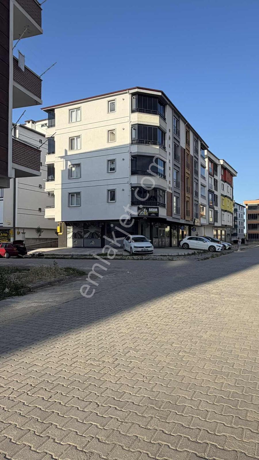 Akdur'dan Tekkeköy'de Kiralık 2+1 Konforlu Daire - Görsel 18