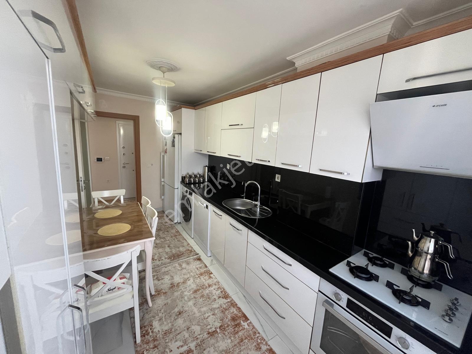 Home'dan Atatürk Bulvarında 3+1 130m² Ultra Lüks Köşe Başı Daire - Görsel 32