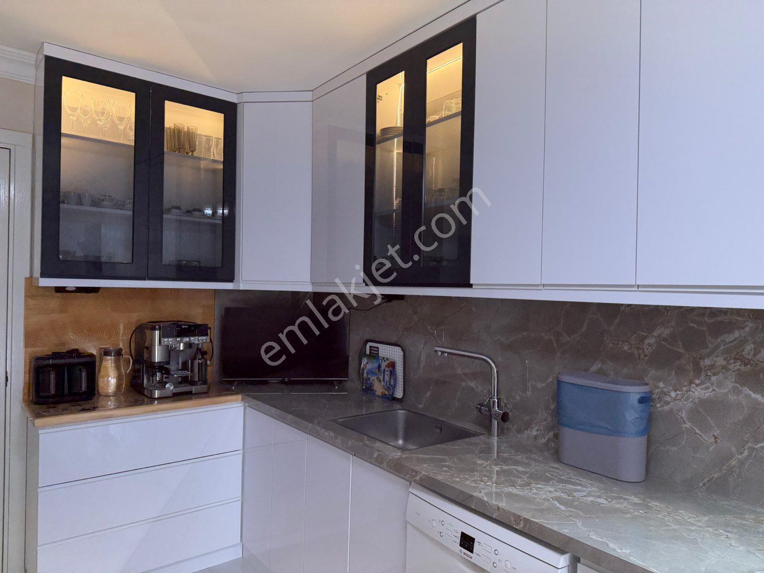 Saruhanlı Sosyal Tesislerin Tam Karşısı Satılık 160 M2 Dairemiz - Görsel 7