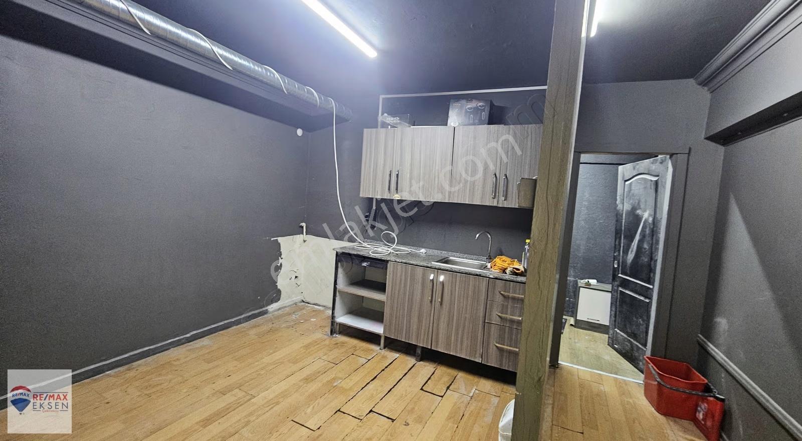 Maltepe Cevizlide Kiralık 140 M2 İşyeri İmalathane Marmaray 200m - Görsel 33