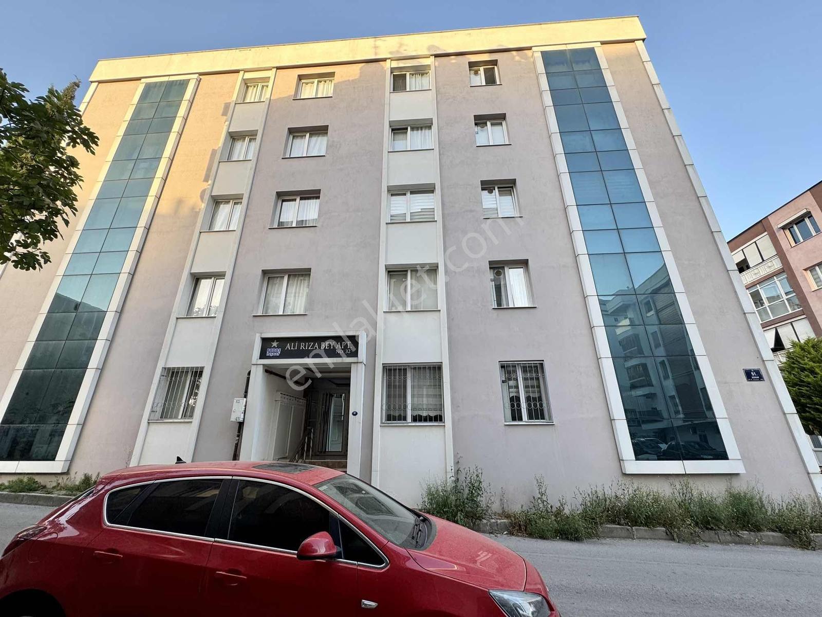 Bornova Erzene Mah. 2+1 Kira Getirili Satılık Daire - Görsel 2