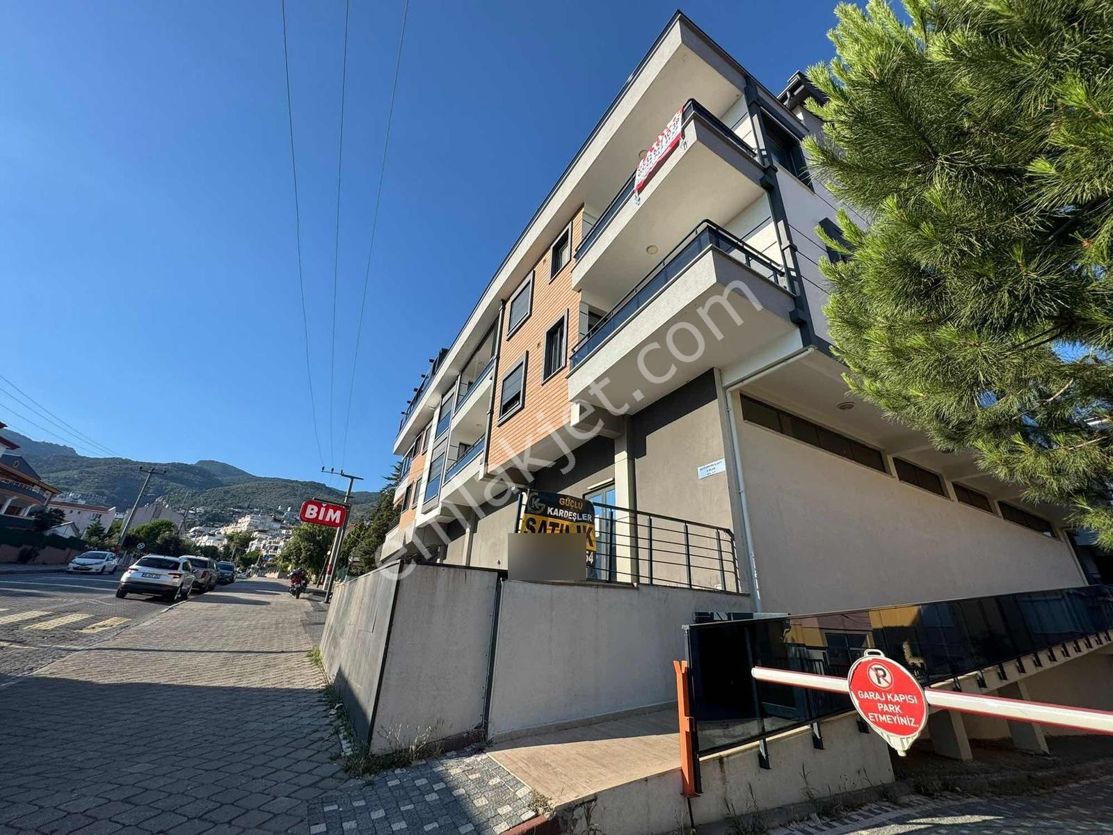 Güçlü Kardeşler Altınoluk Merkezde Full Manzaralı 3+2 Dublex - Görsel 29