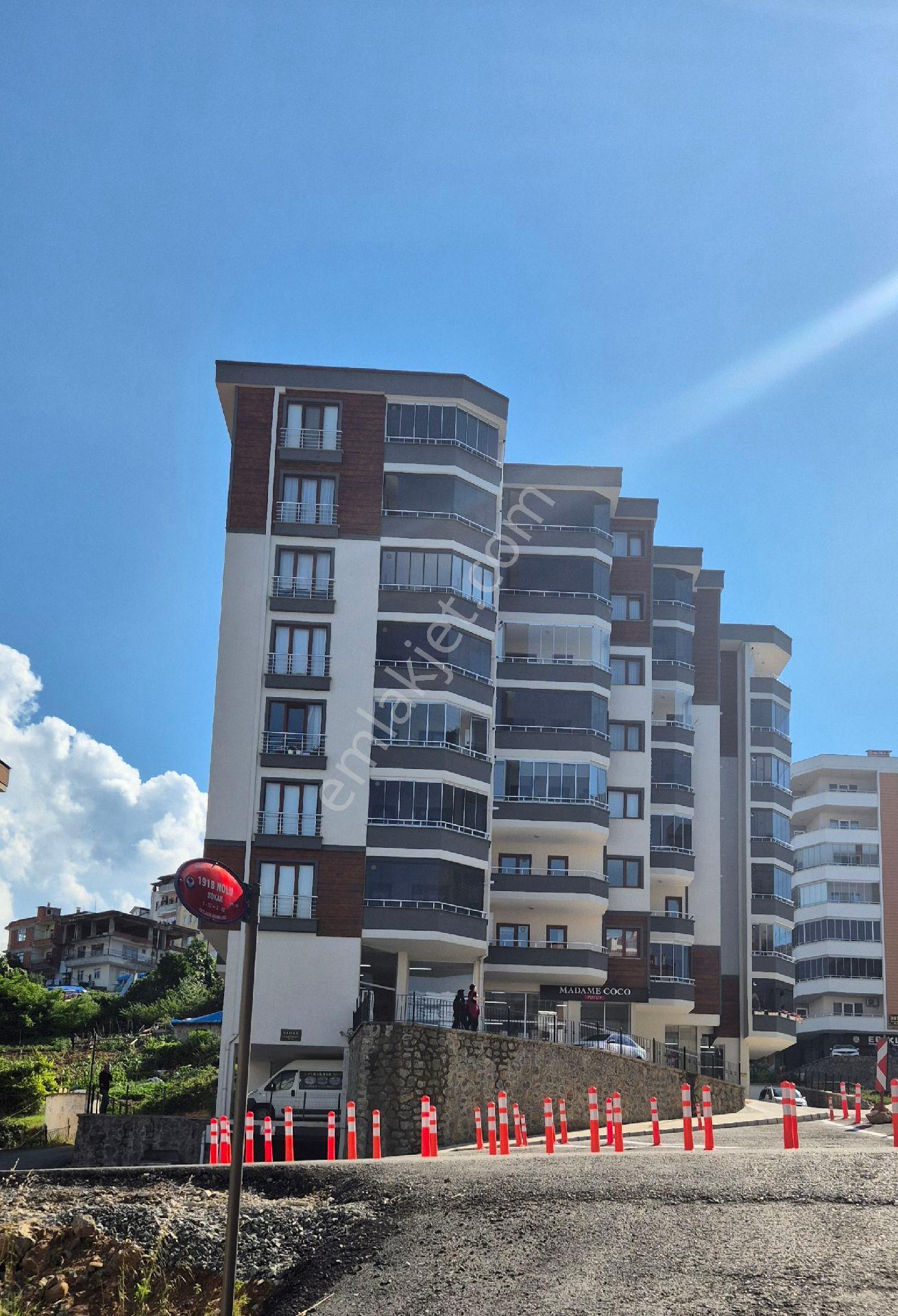 Öztürkler Gayrimenkulden Trabzon Akçaabat Yaylacık Mahallesi Akçaabat Caddesi No 114 Te 3+1 128 M2 2 - Görsel 34
