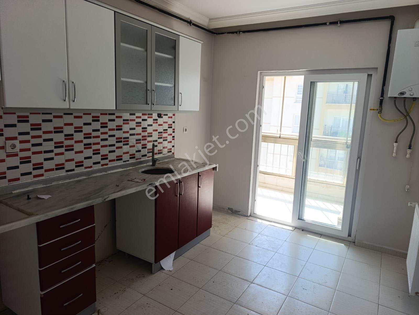 Yükseltepe Mah Satılık 2+1 Site İçinde Güvenlikli Geniş Ferah Daire - Görsel 8