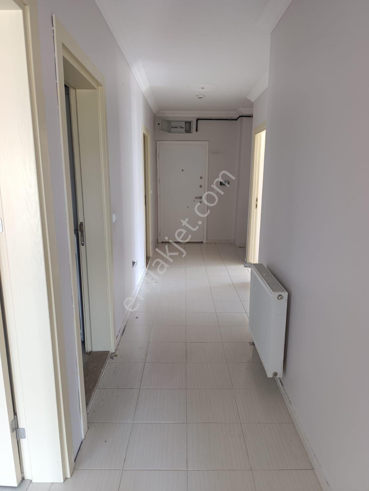 Yükseltepe Mah Satılık 2+1 Site İçinde Güvenlikli Geniş Ferah Daire - Görsel 9