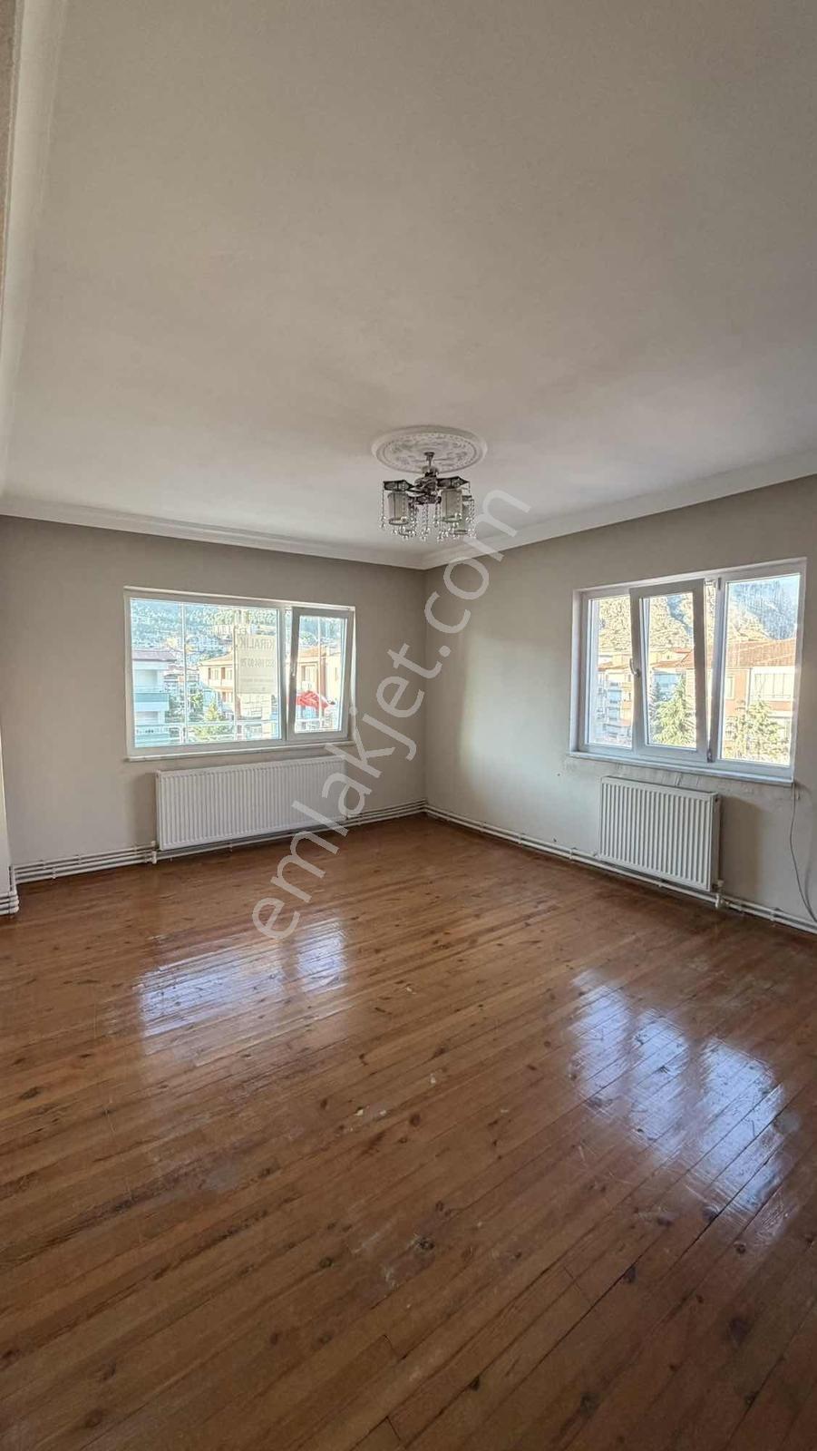 Hacılar Meydanında Kiralık 3+1 140 M2 Daire - Görsel 15