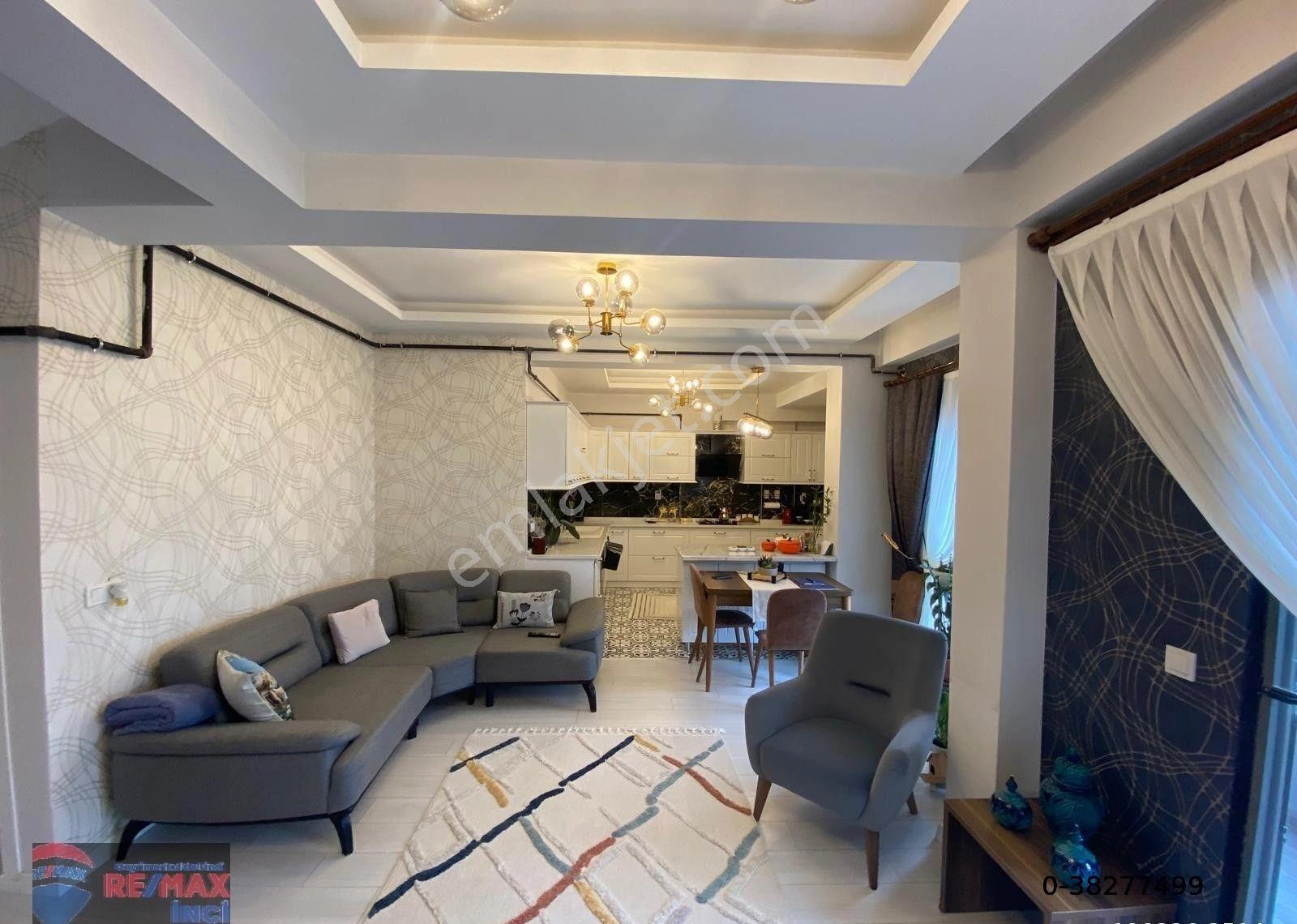 Re/max İnci'den Beyoğlu Caddesinde Satılık 4+1 Dubleks Daire